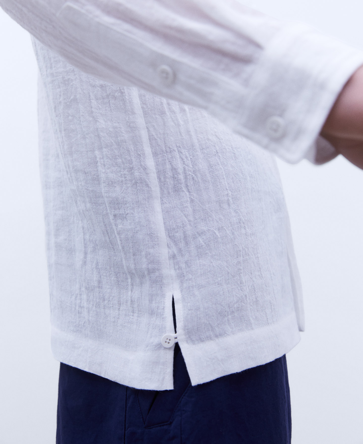 European linen wrinkled texture shirt image number 3