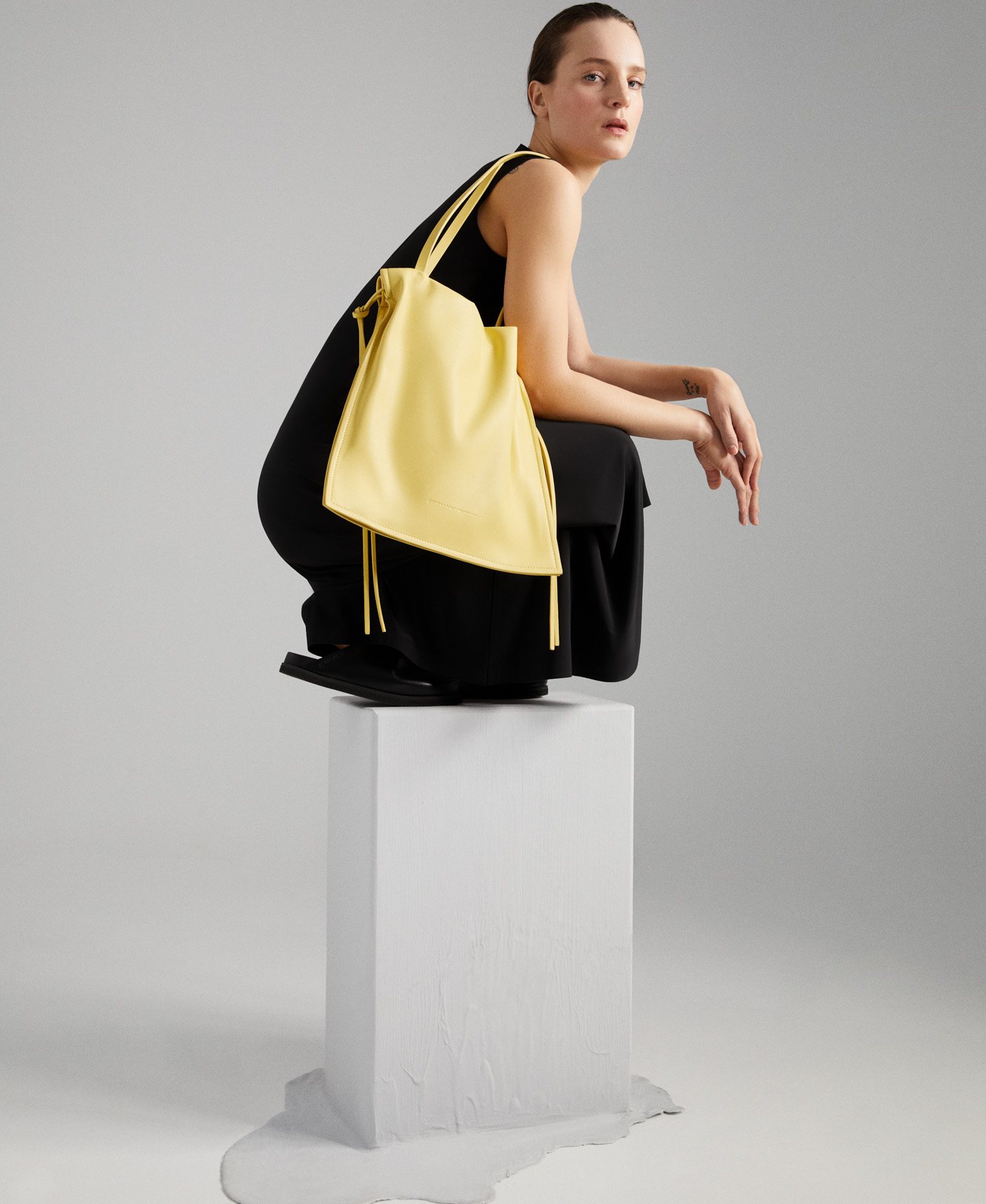 Shopper en poliuretano reciclado image number 5
