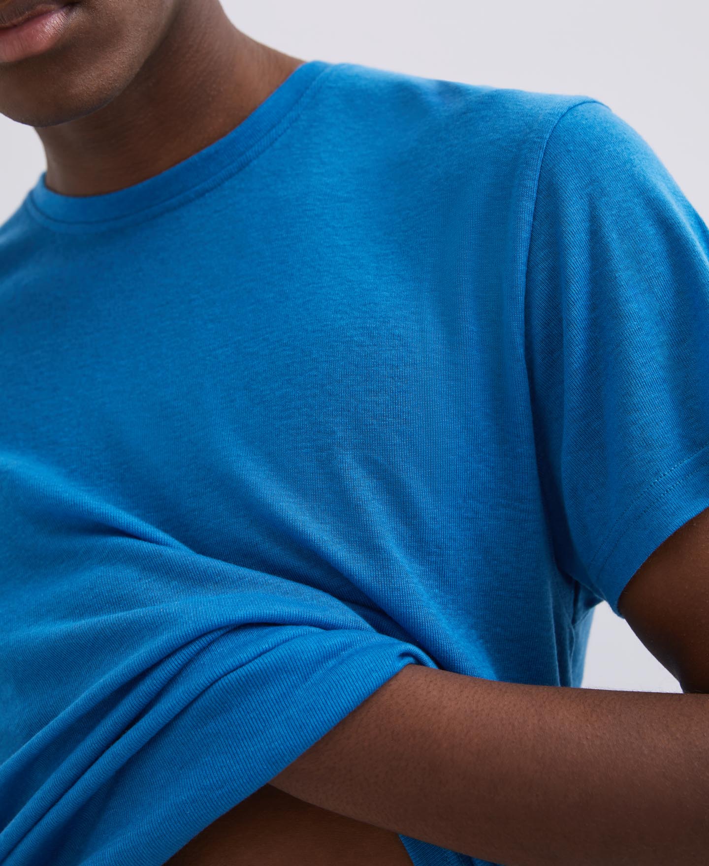 Camiseta cuello redondo en lyocell image number 2