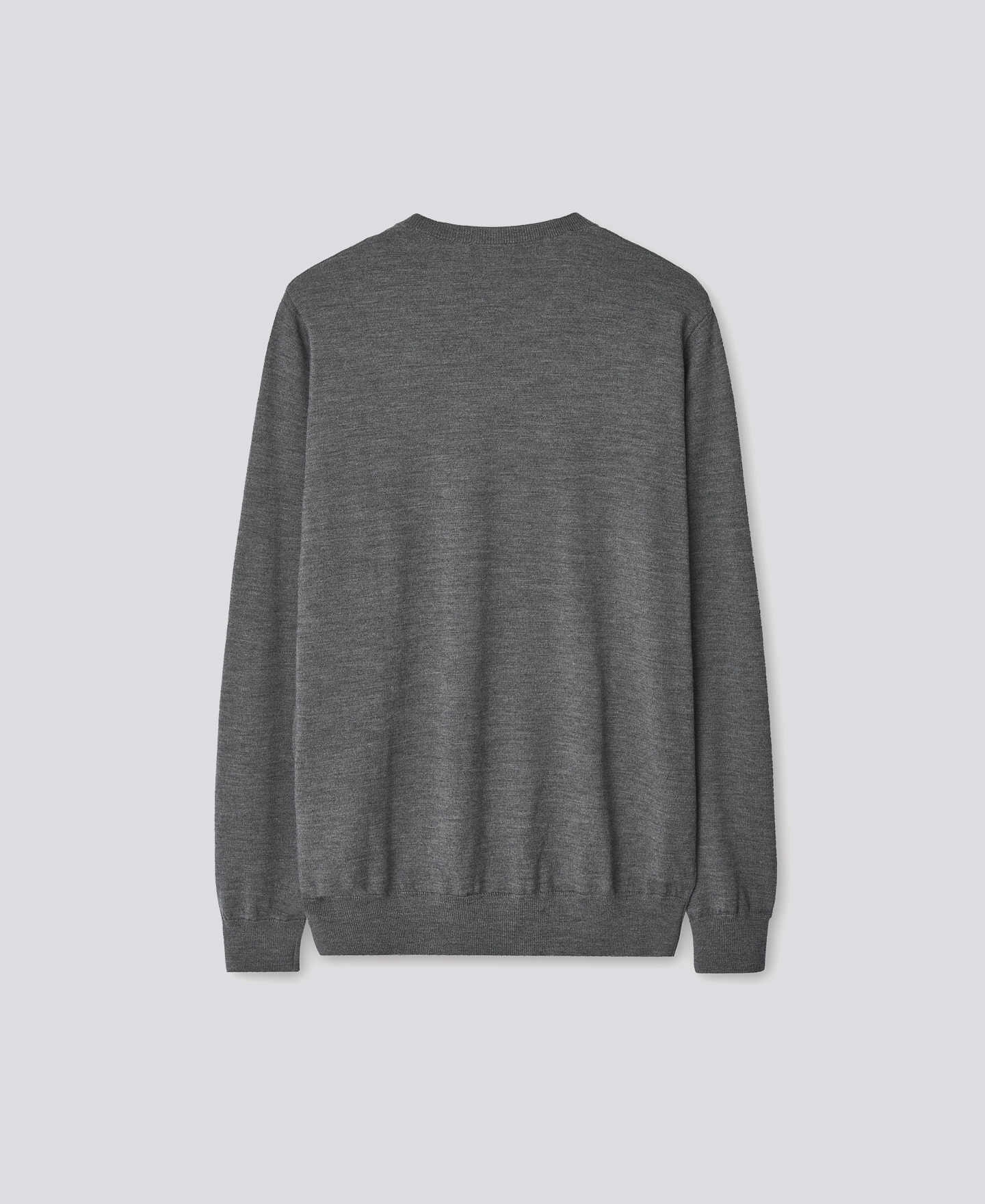 Merino wool V-neck sweater for men image number 5