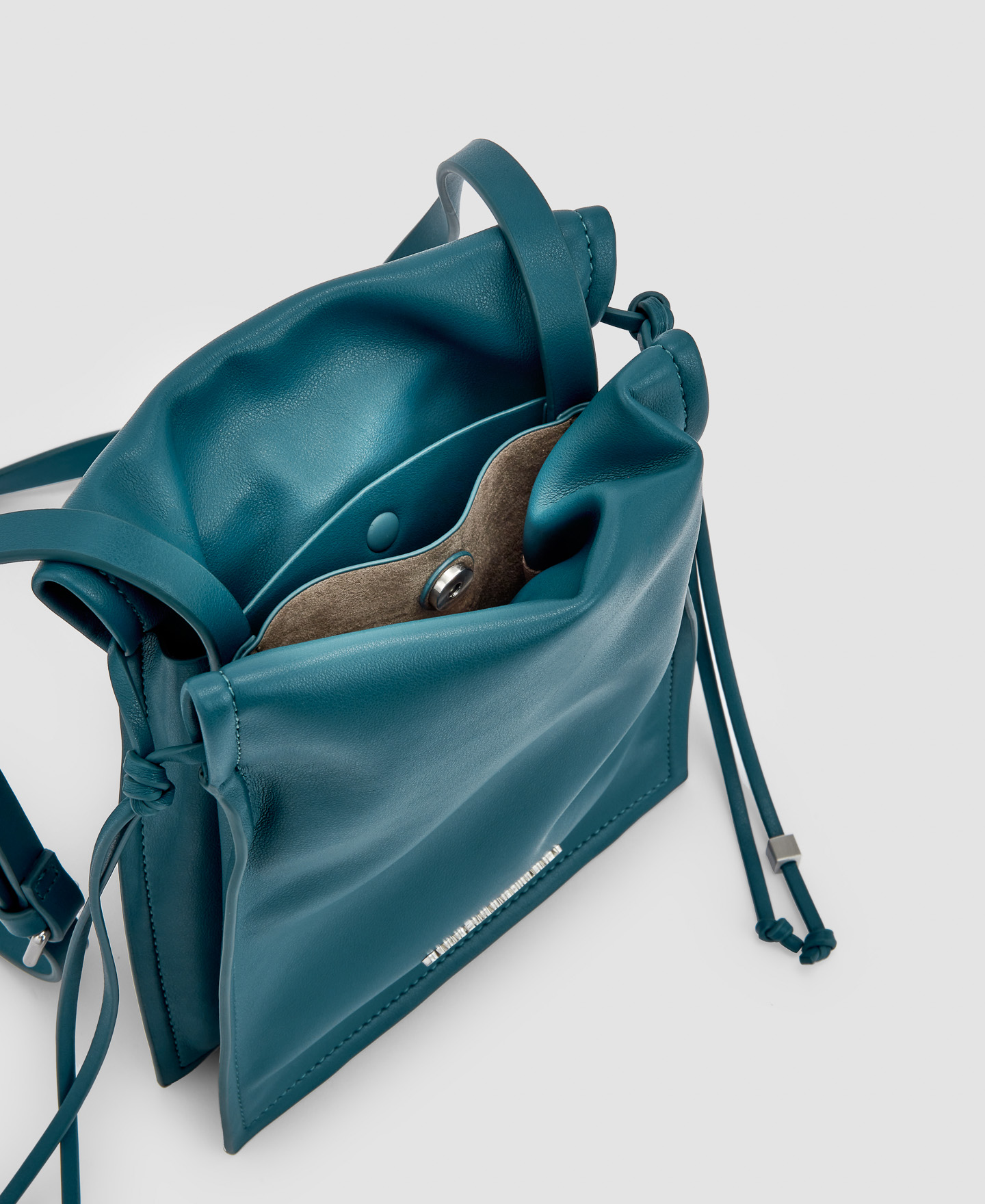 Recycled material small shoulder bag image number 2