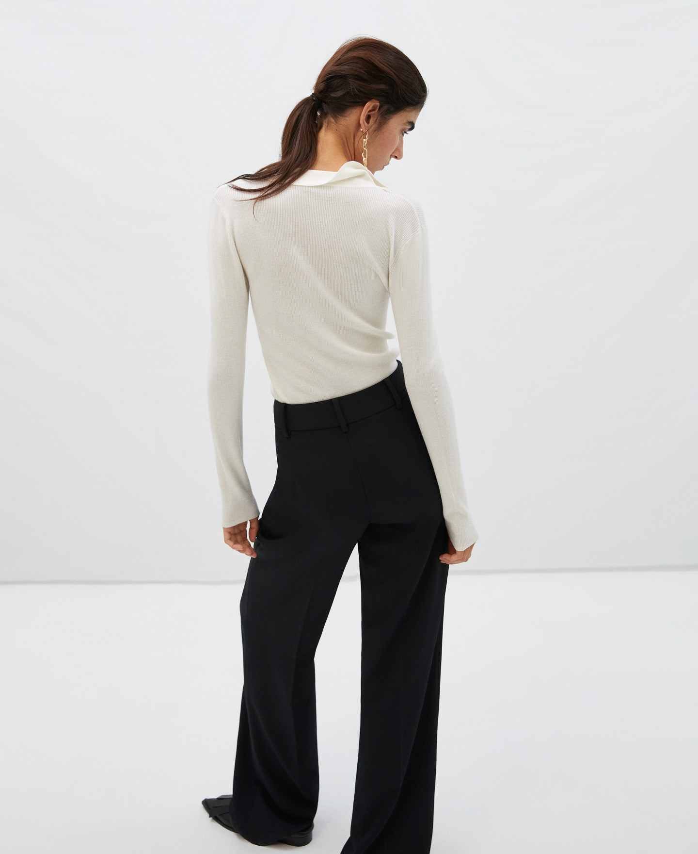 Merino wool ribbed sweater image number 2