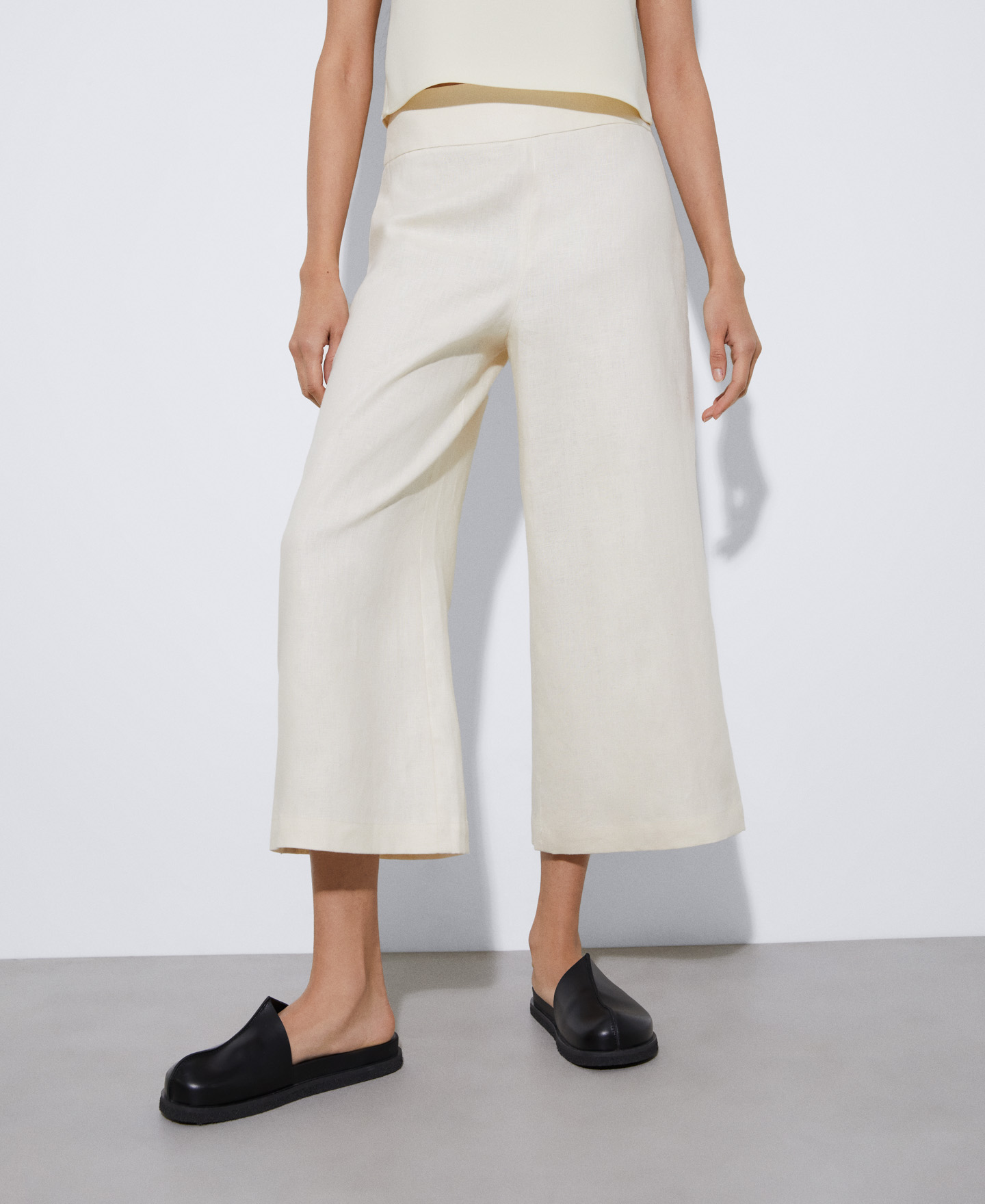 Responsible linen culotte trousers image number 0