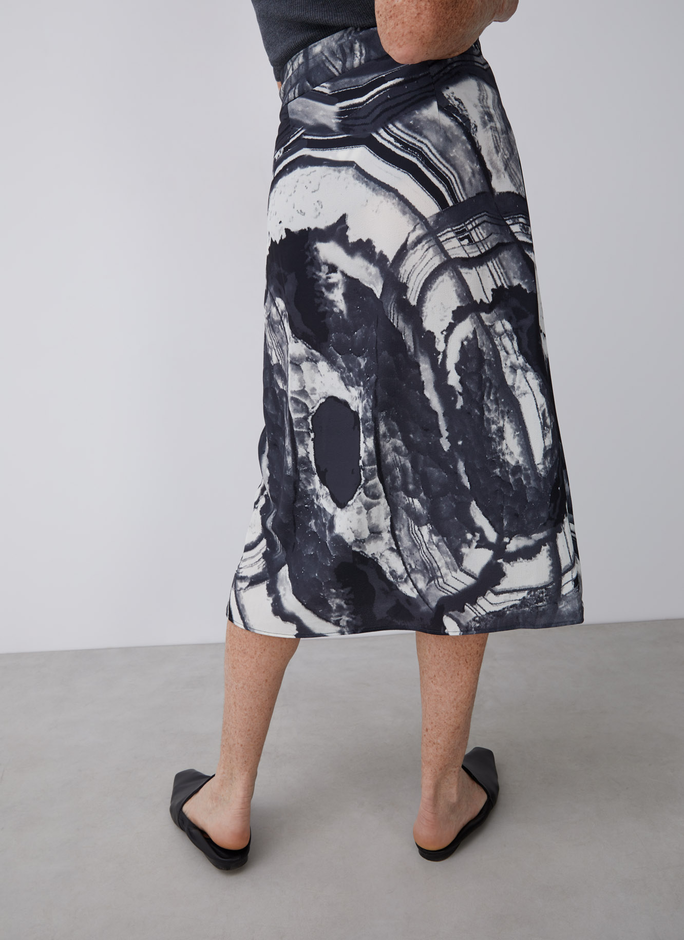 Midi printed skirt with side godet image number 1