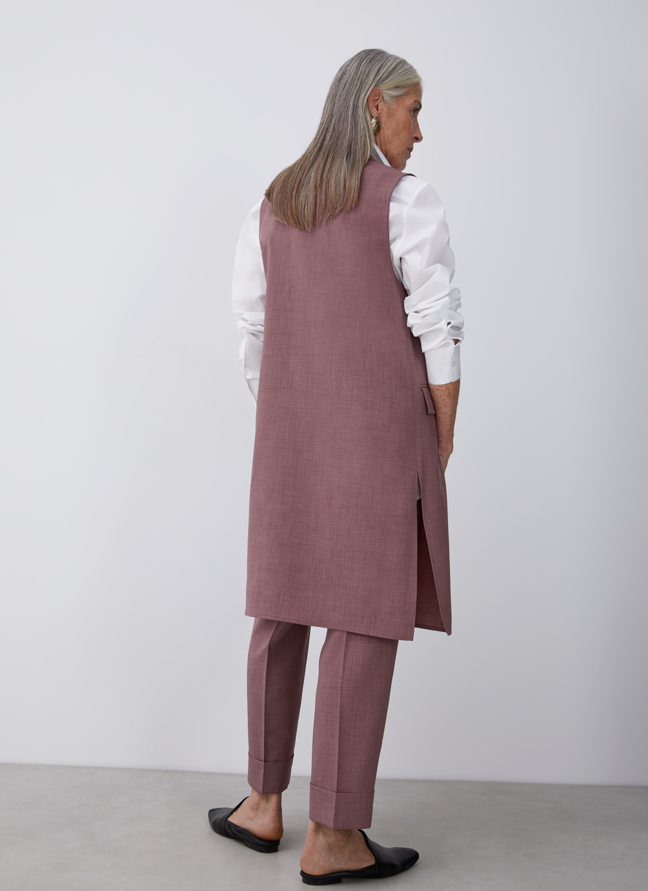 Long waistcoat with notched lapels image number 1