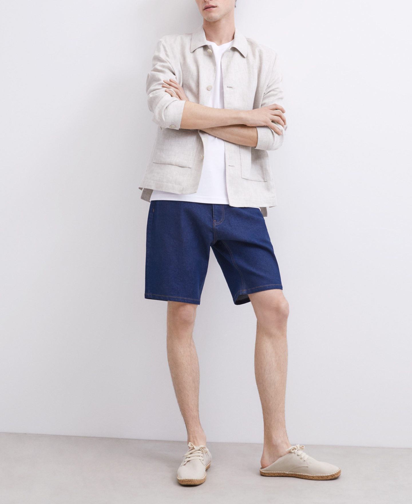 Denim bermuda shorts image number 3