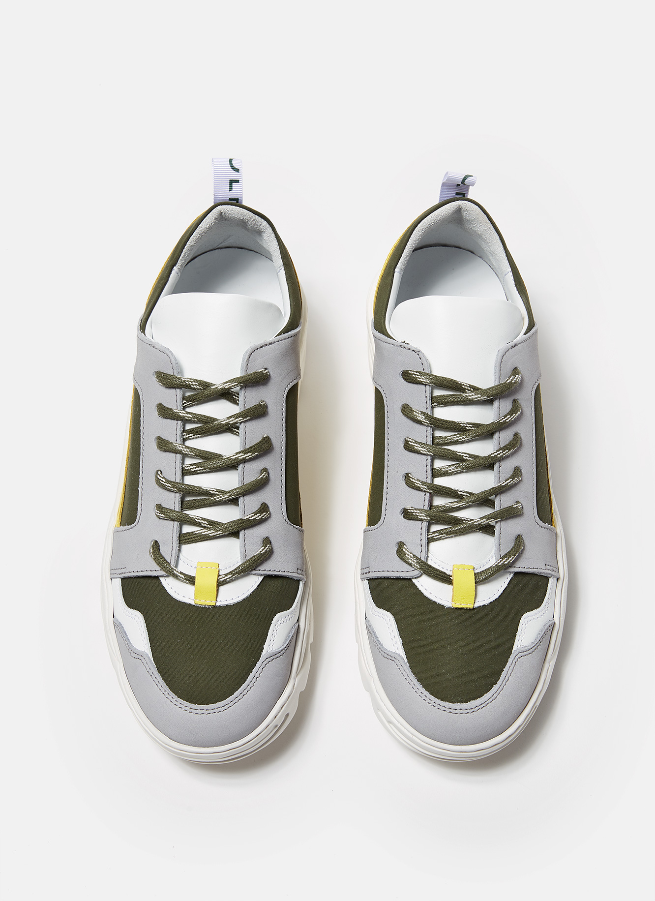 Zapatilla deportiva con track sole image number 3