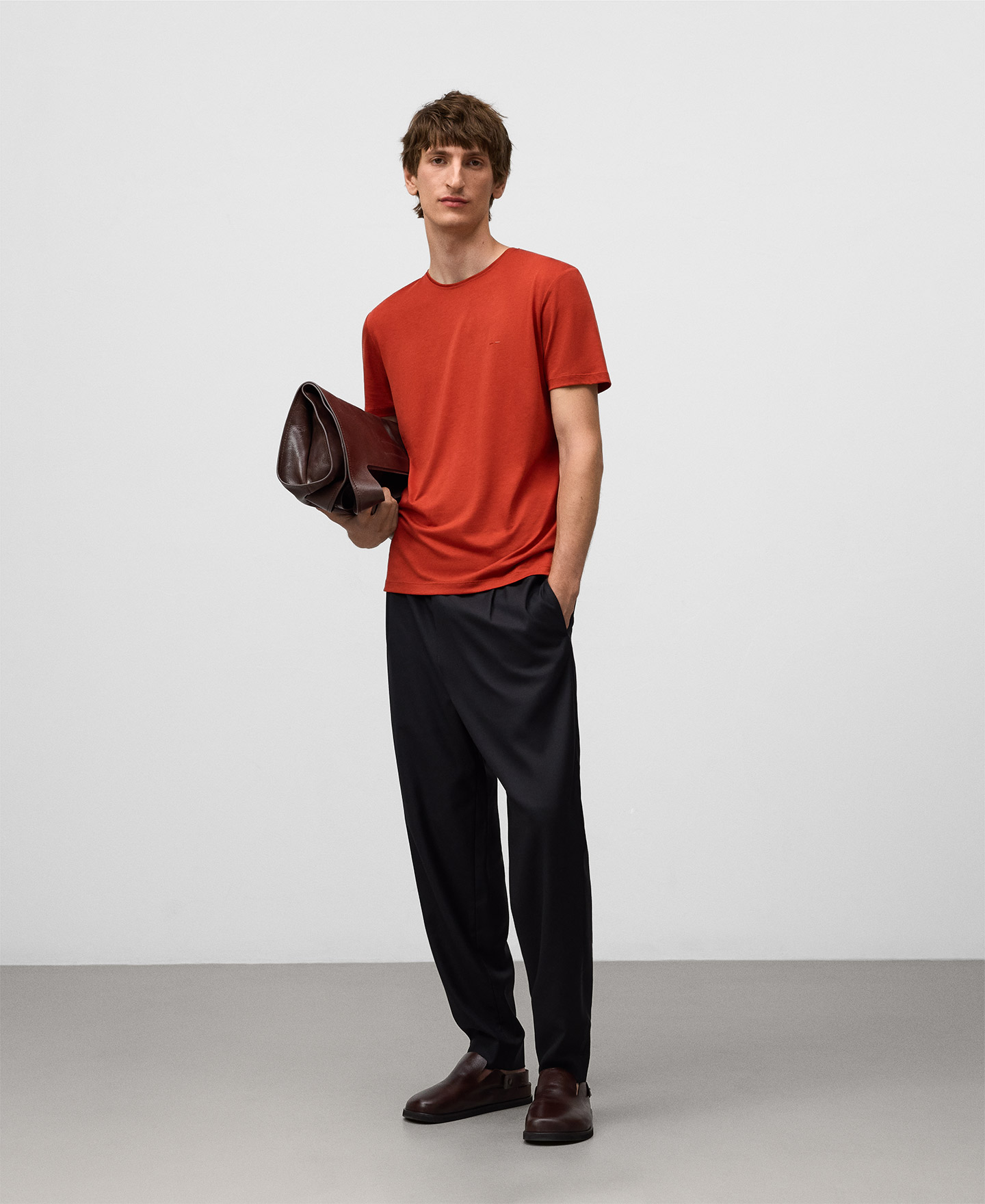 Regular fit short sleeve T-shirt man image number 1