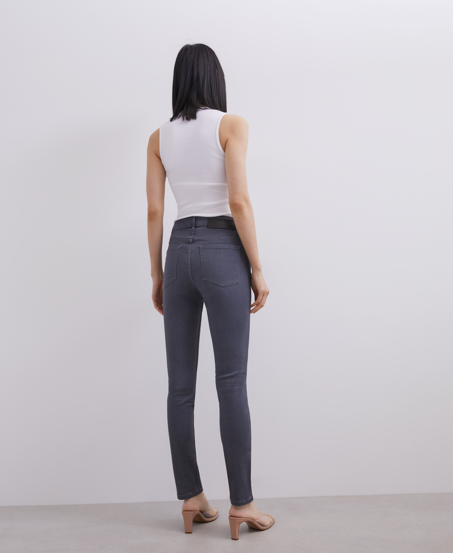 Cotton and viscose skinny jeans image number 1