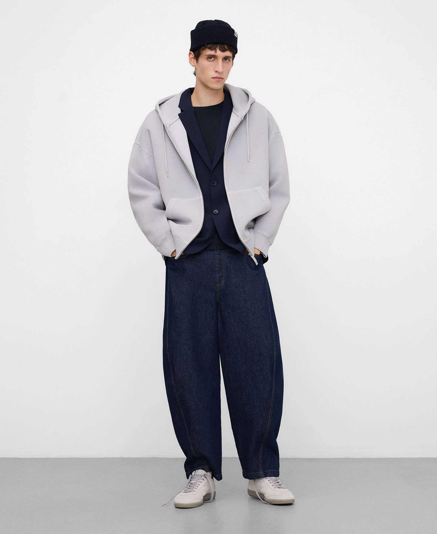 Pantal&oacute;n barrel fit denim algod&oacute;n image number 1