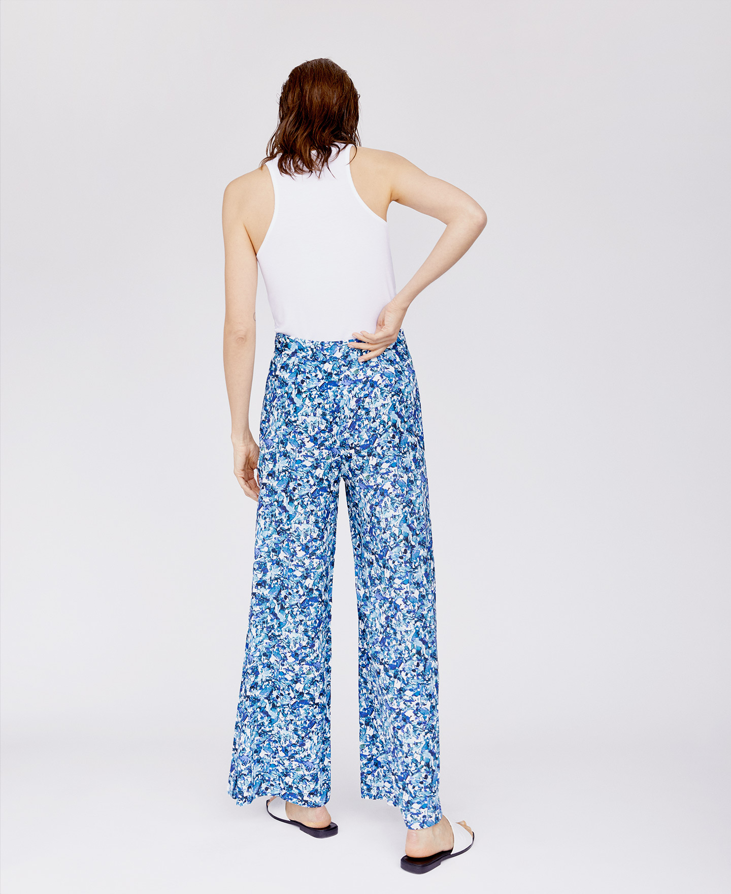 Trousers image number 3