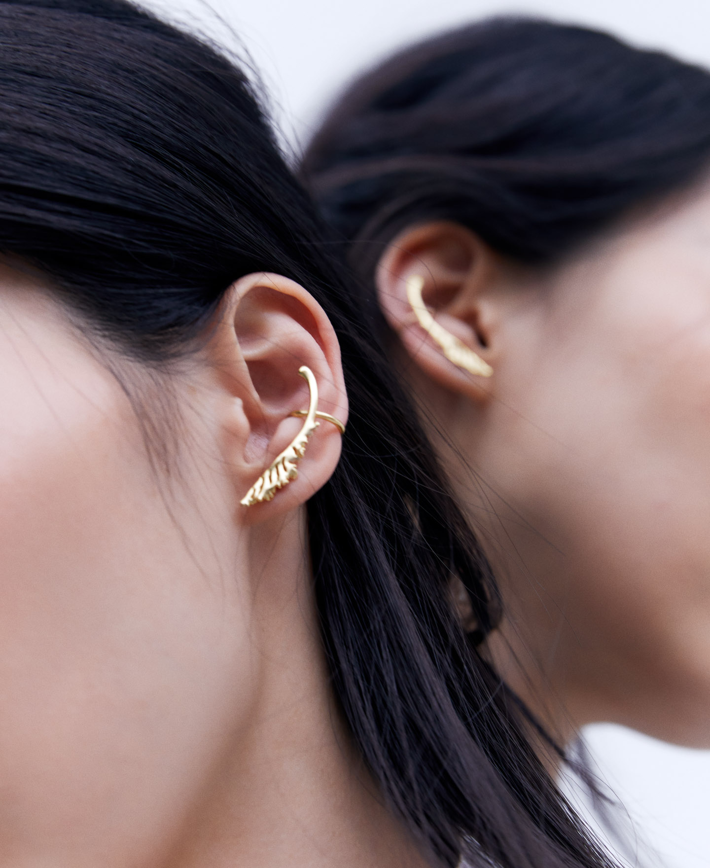 Ear cuff motivo Berza en latón image number 3