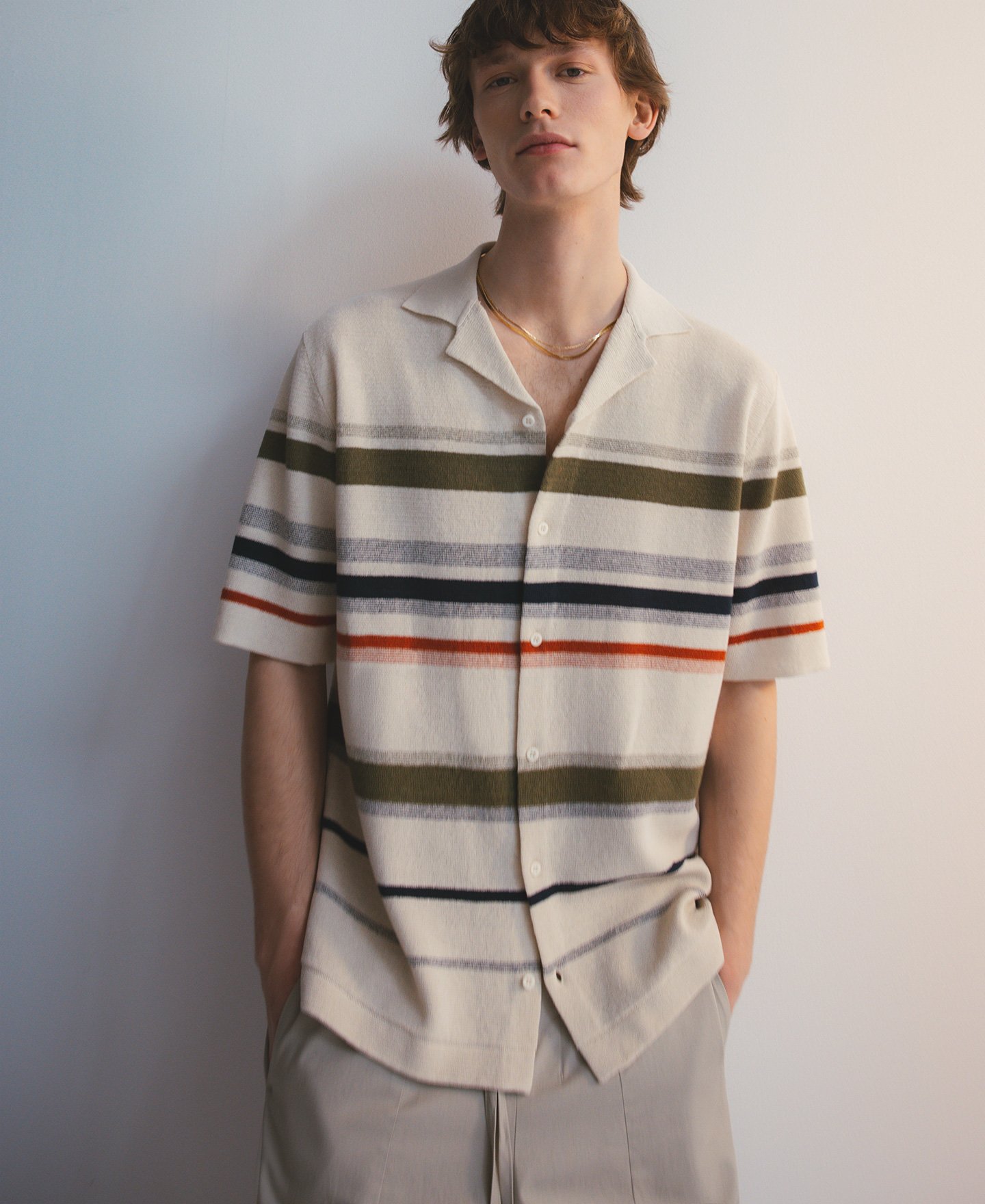 Polo rayas con botones hombre image number 0