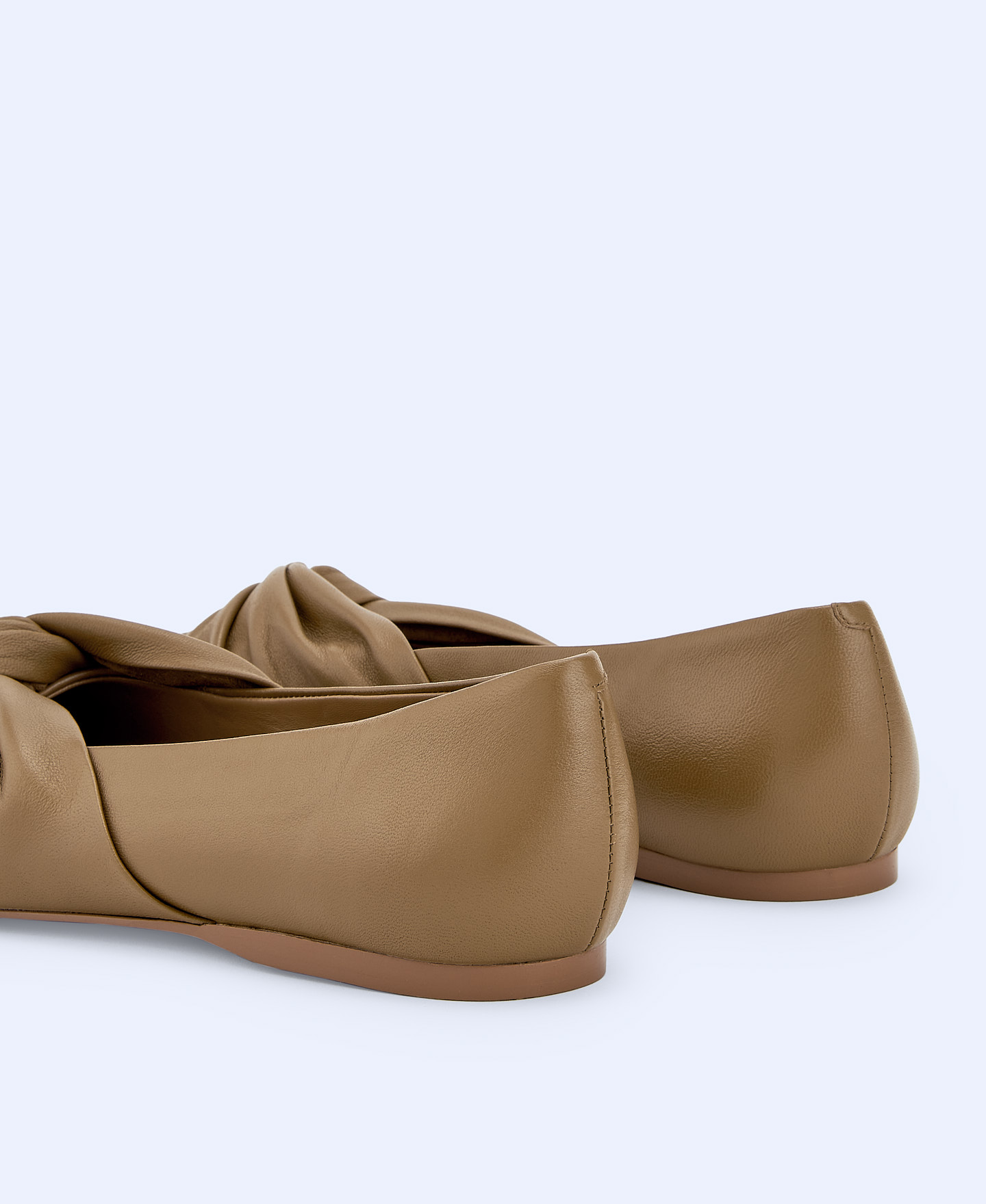 Bailarina en napa image number 2