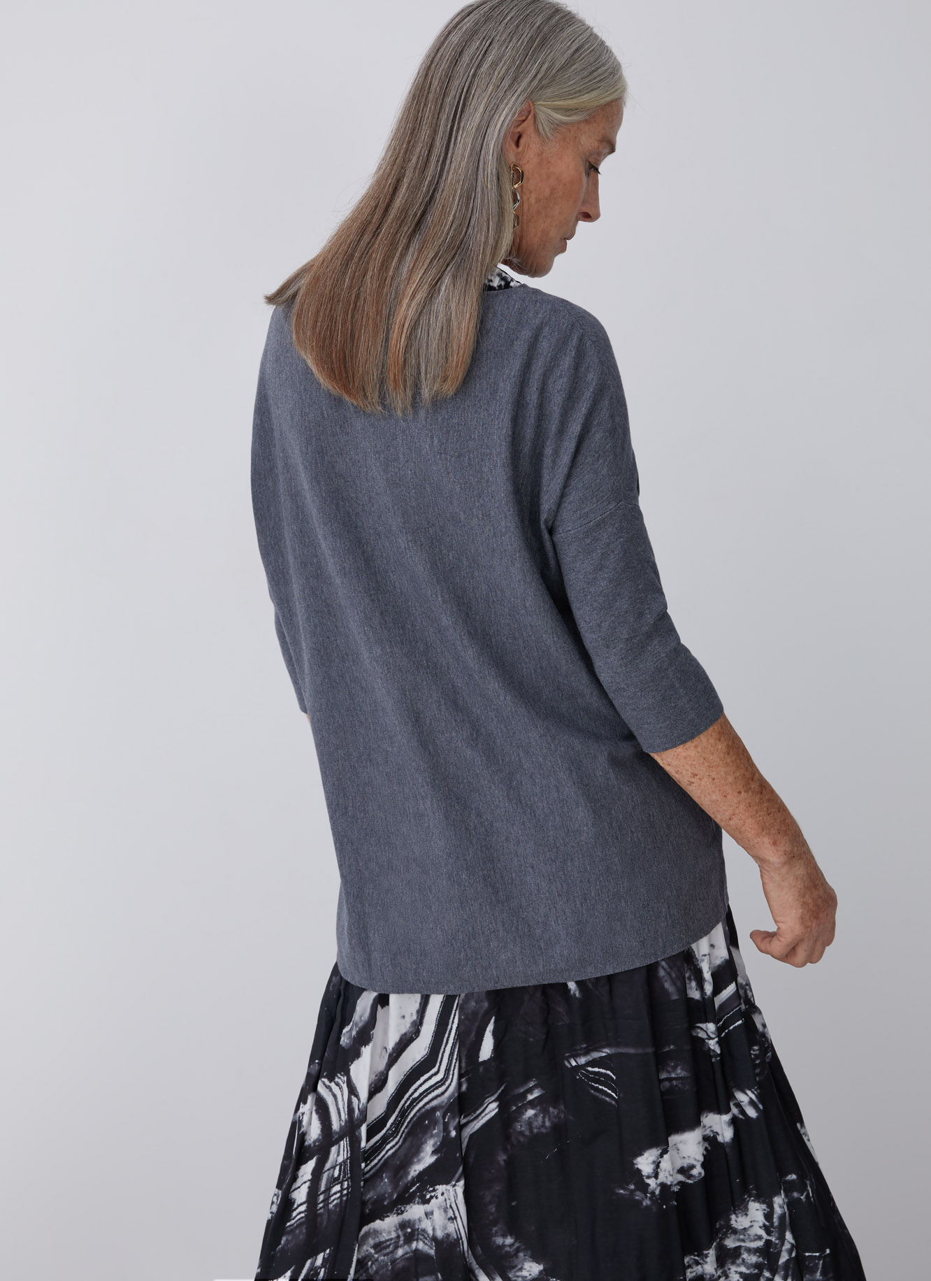 Viscose sweater with bateau neckline image number 1