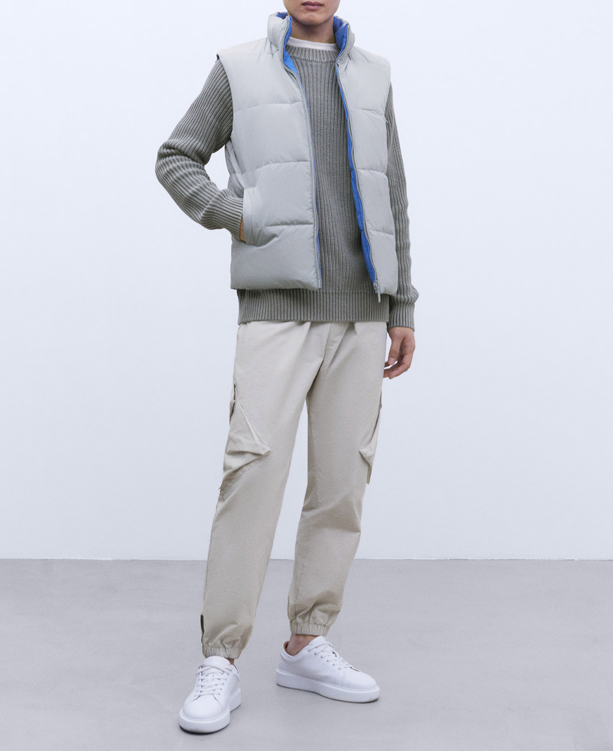 Reversible padded nylon waistcoat image number 1