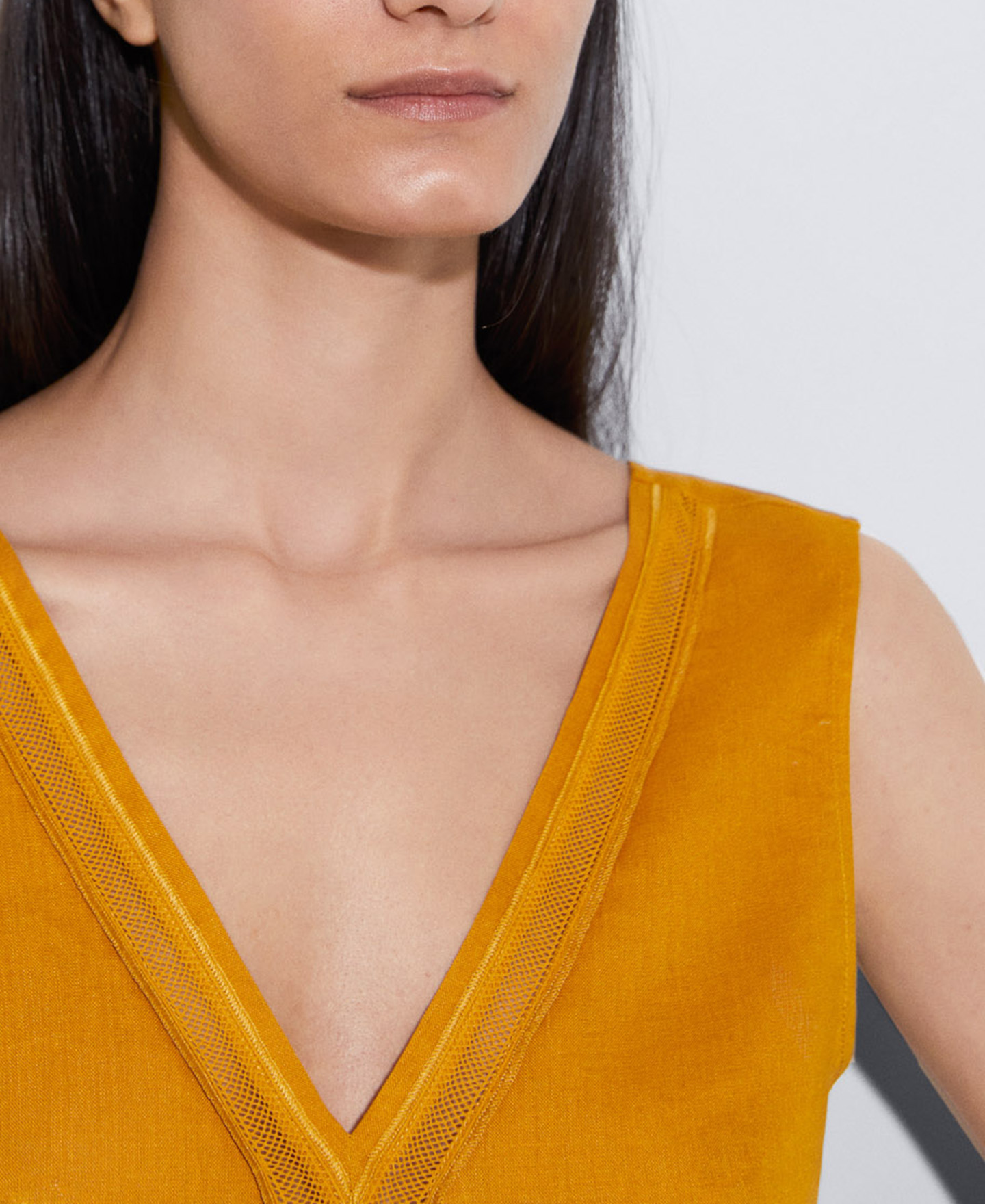 European responsible linen top image number 3