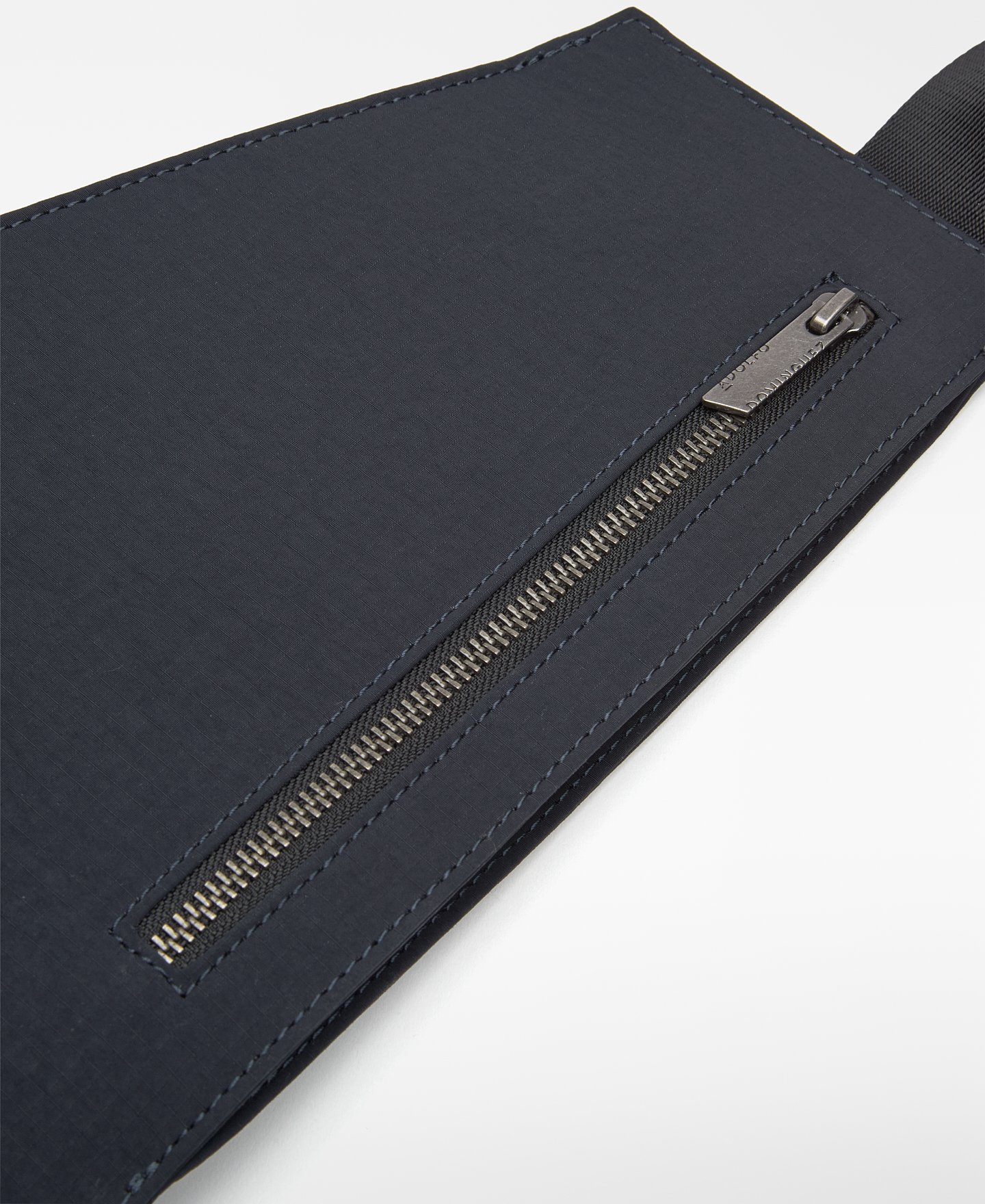 Crossbody nailon bolsillo image number 2