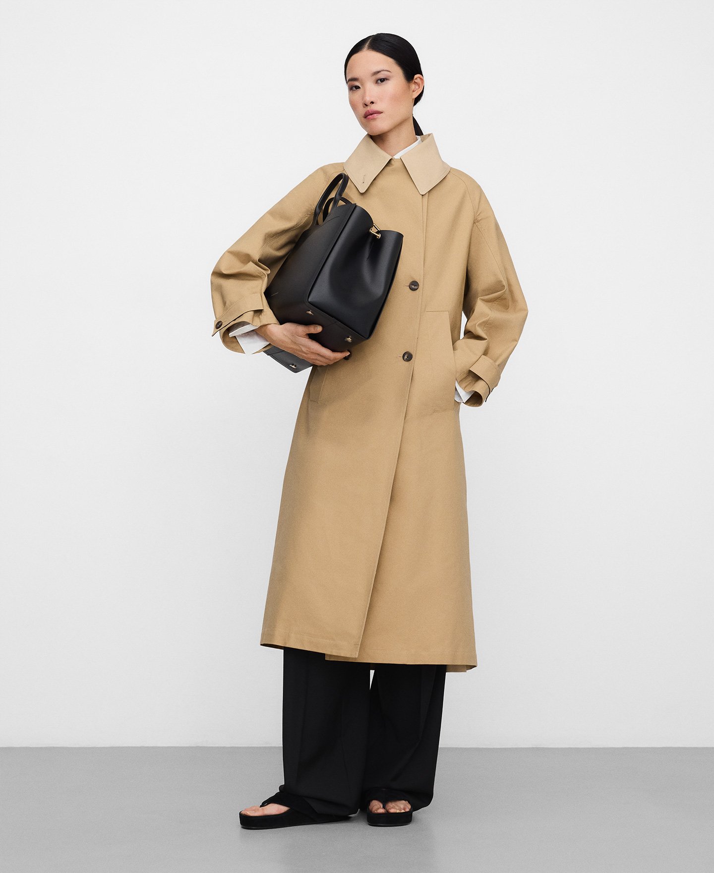 Shopper horizontal Mica image number 4