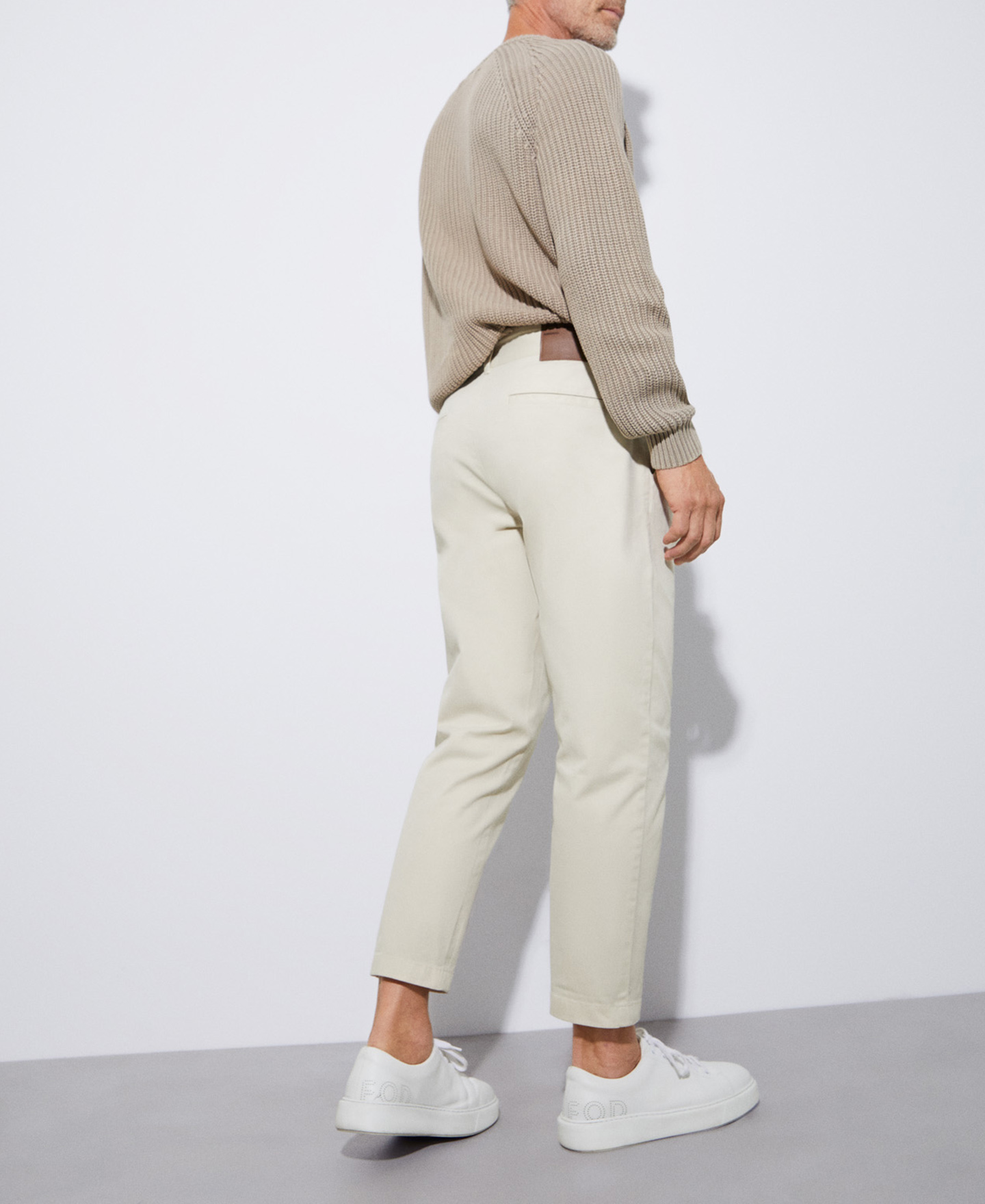 English knitted cotton sweater image number 2