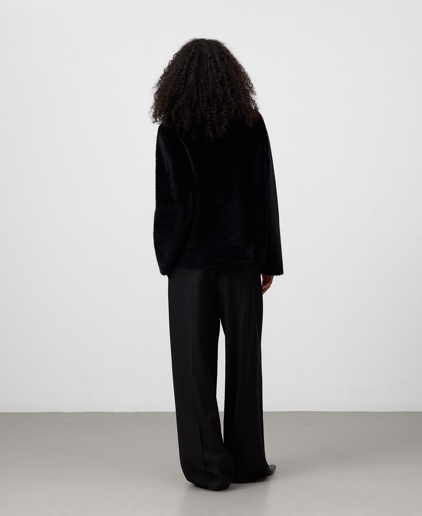 Chaqueta punto efecto pelo mujer image number 2