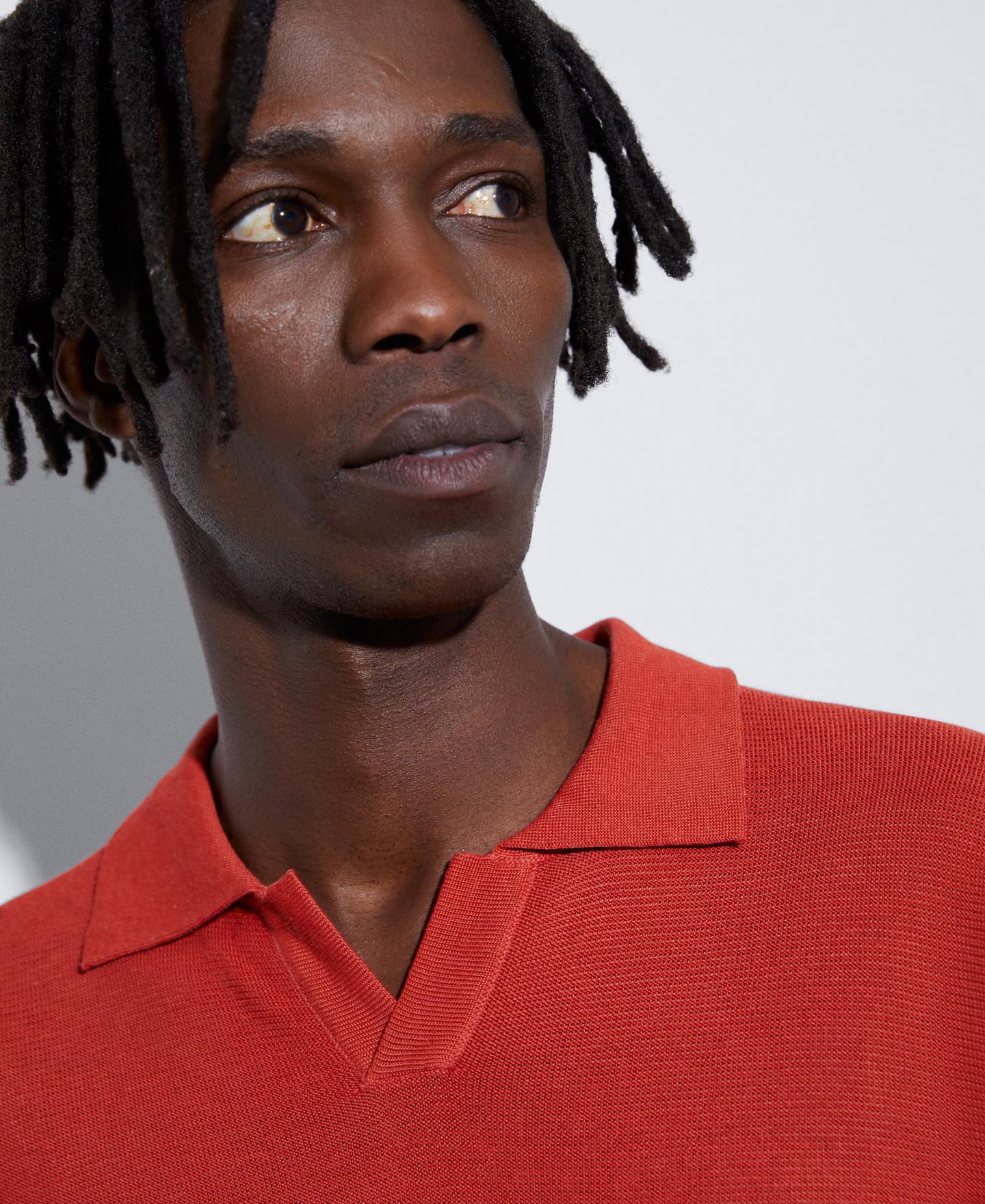 V-neck polo shirt image number 3