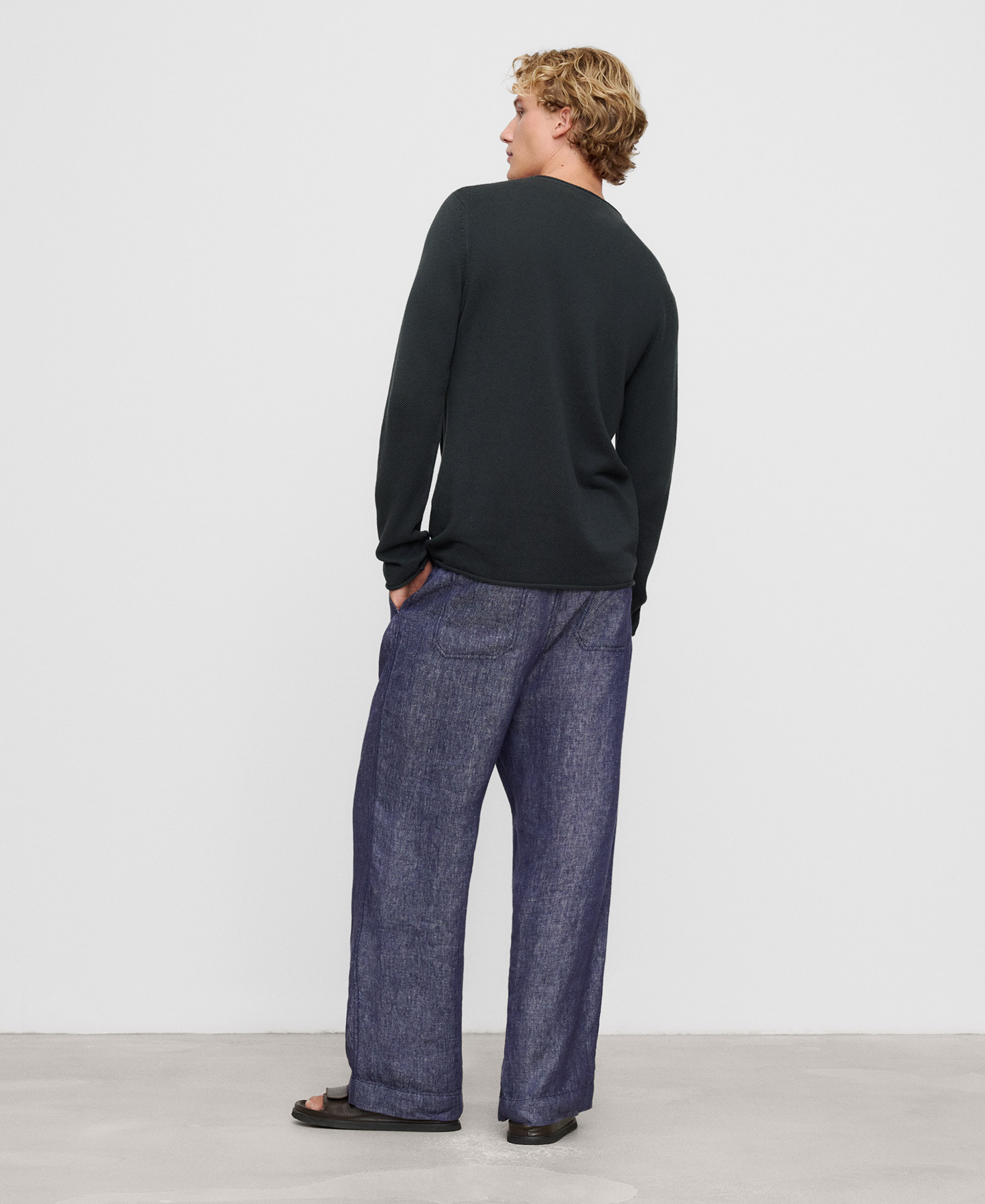 Rolled neck piqu&eacute; sweater image number 2