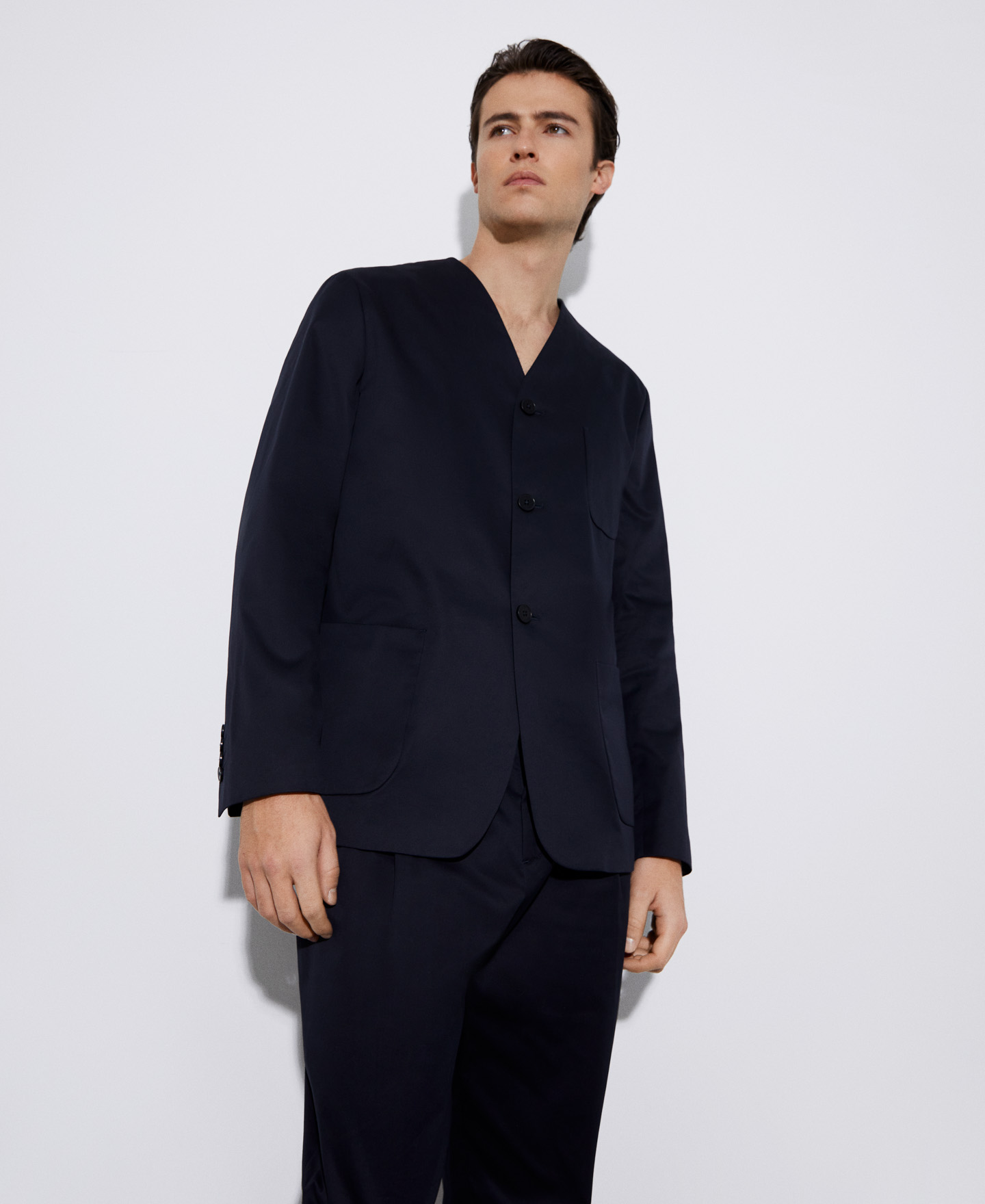 V-neck blazer in cotton image number 0