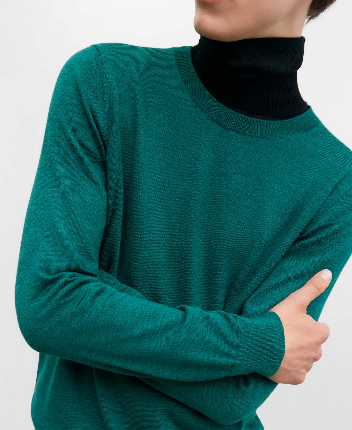 Merino wool green sweater for men image number 3