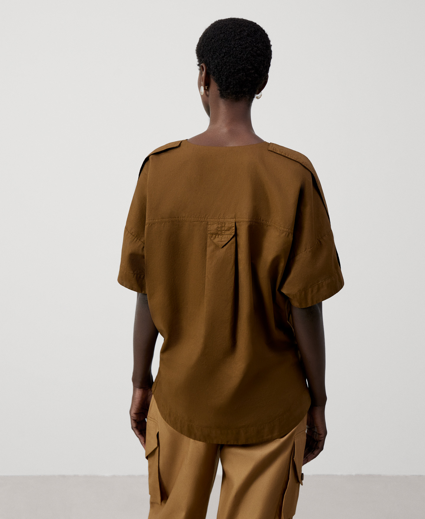 Responsible cotton short sleeve shirt image number 2