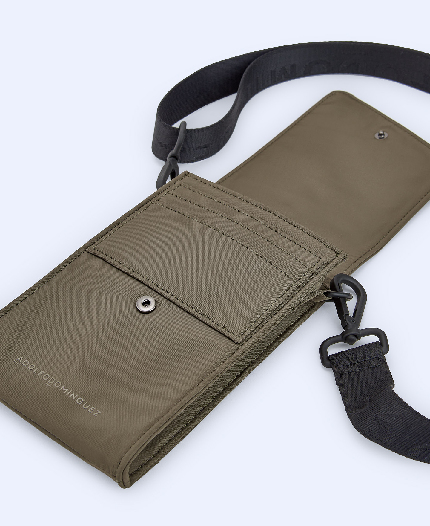 Recycled mobile phone holder carabiners image number 2