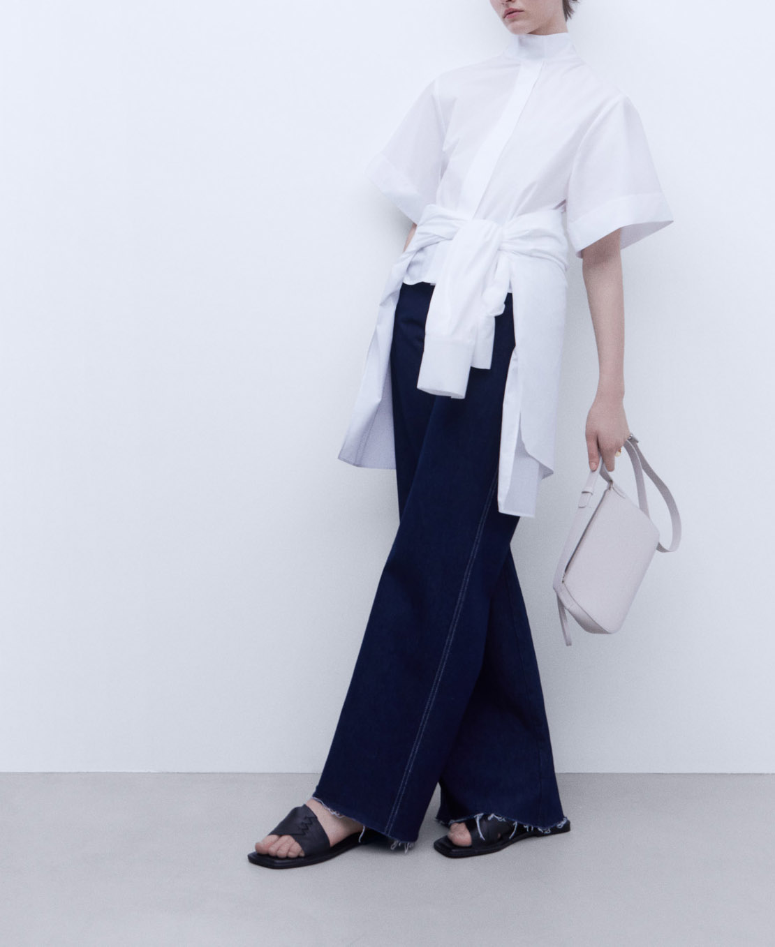 Mandarin collar short sleeve shirt image number 1