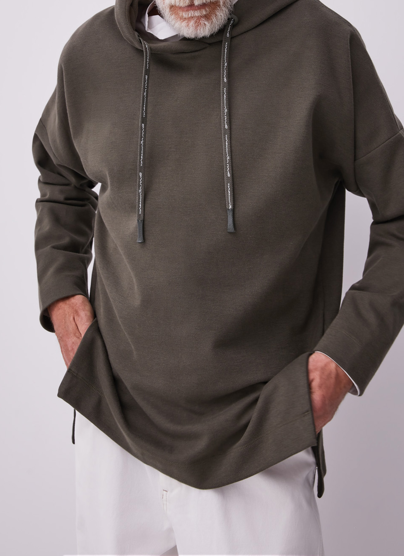 Sudadera oversize con capucha image number 1