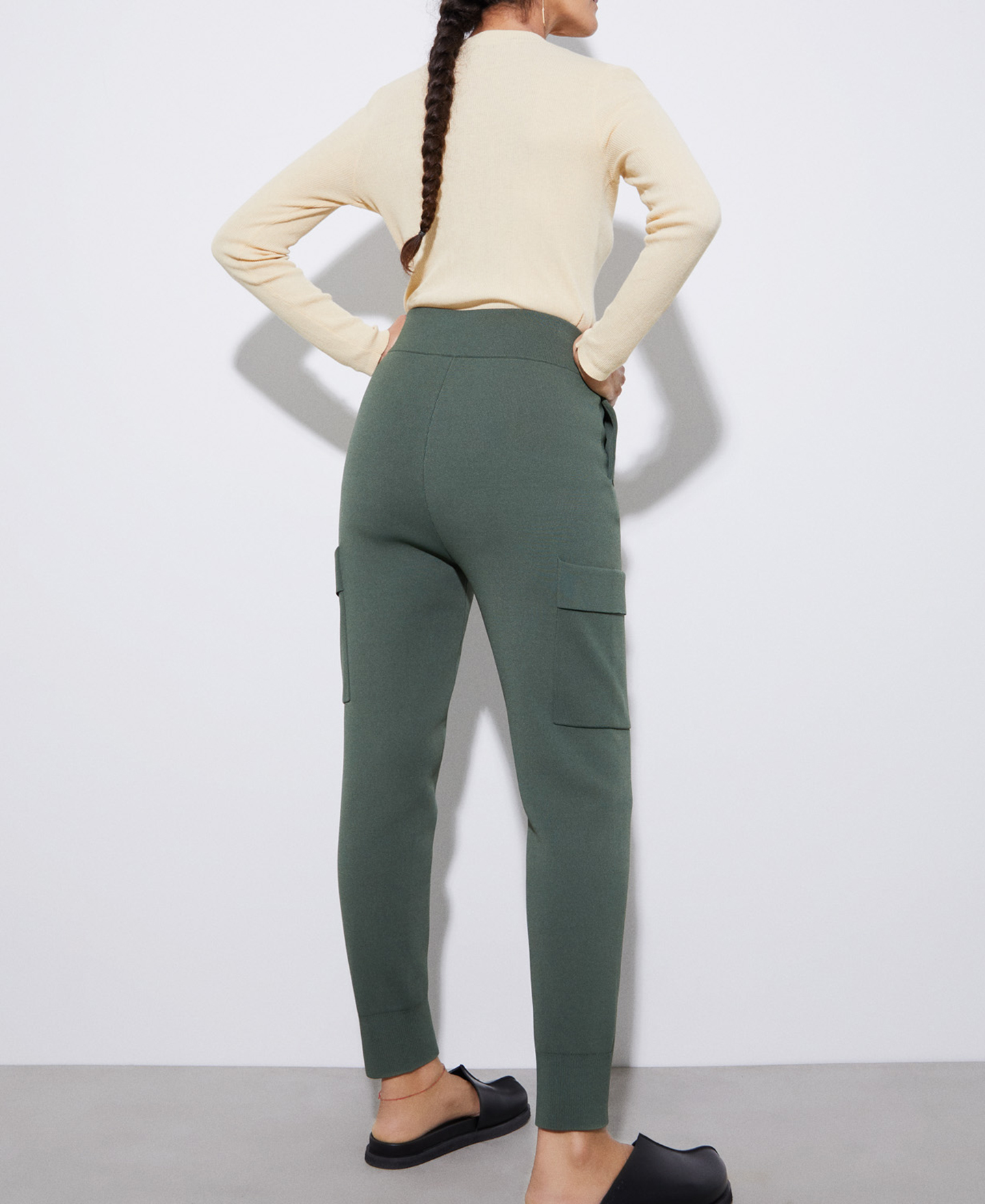 Viscose and recycled nylon trousers image number 2