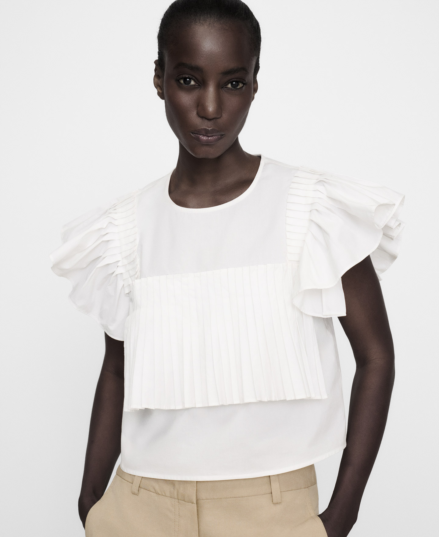 Cotton crop top with ruffles image number 0