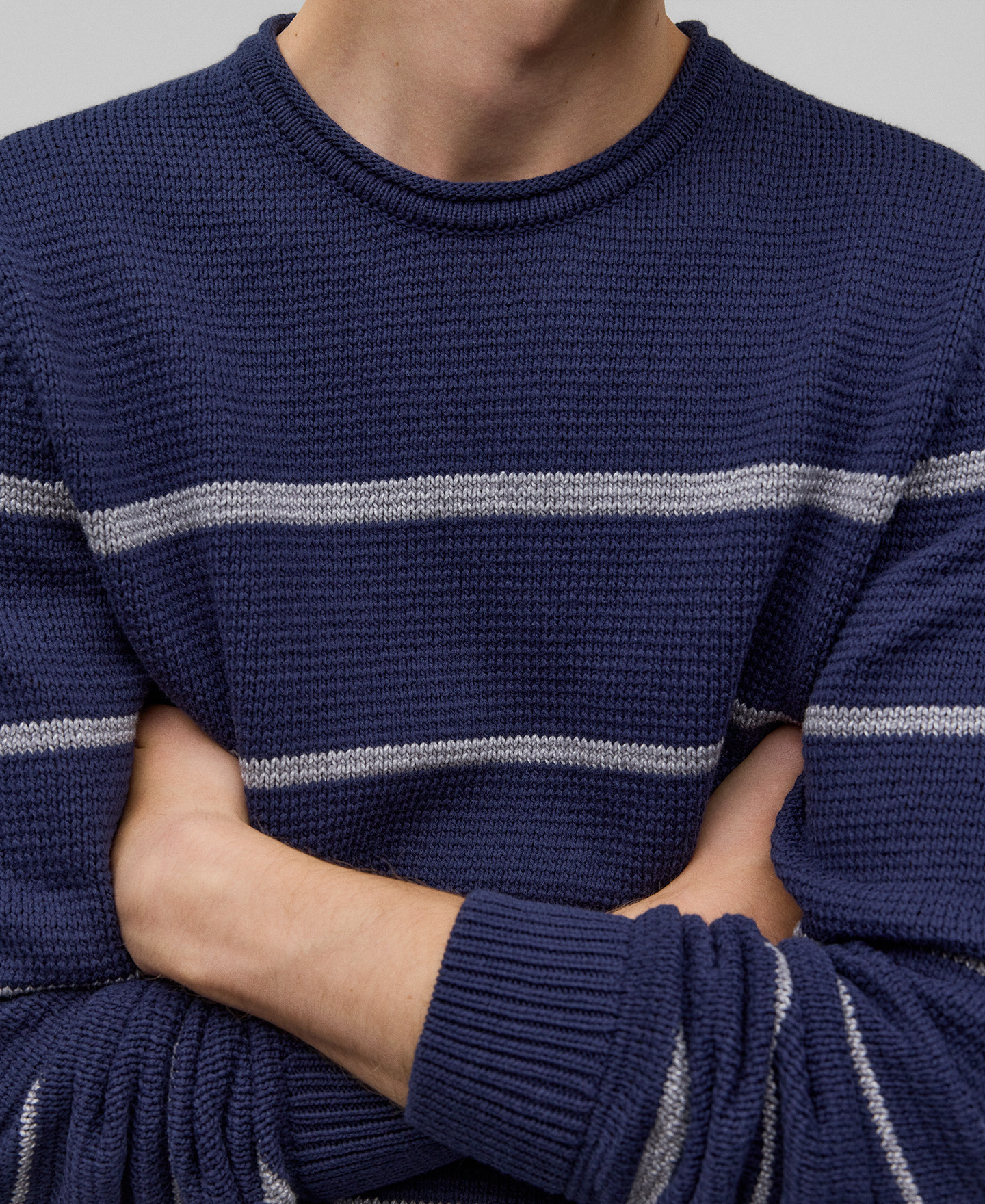 Navy blue striped sweater man image number 3