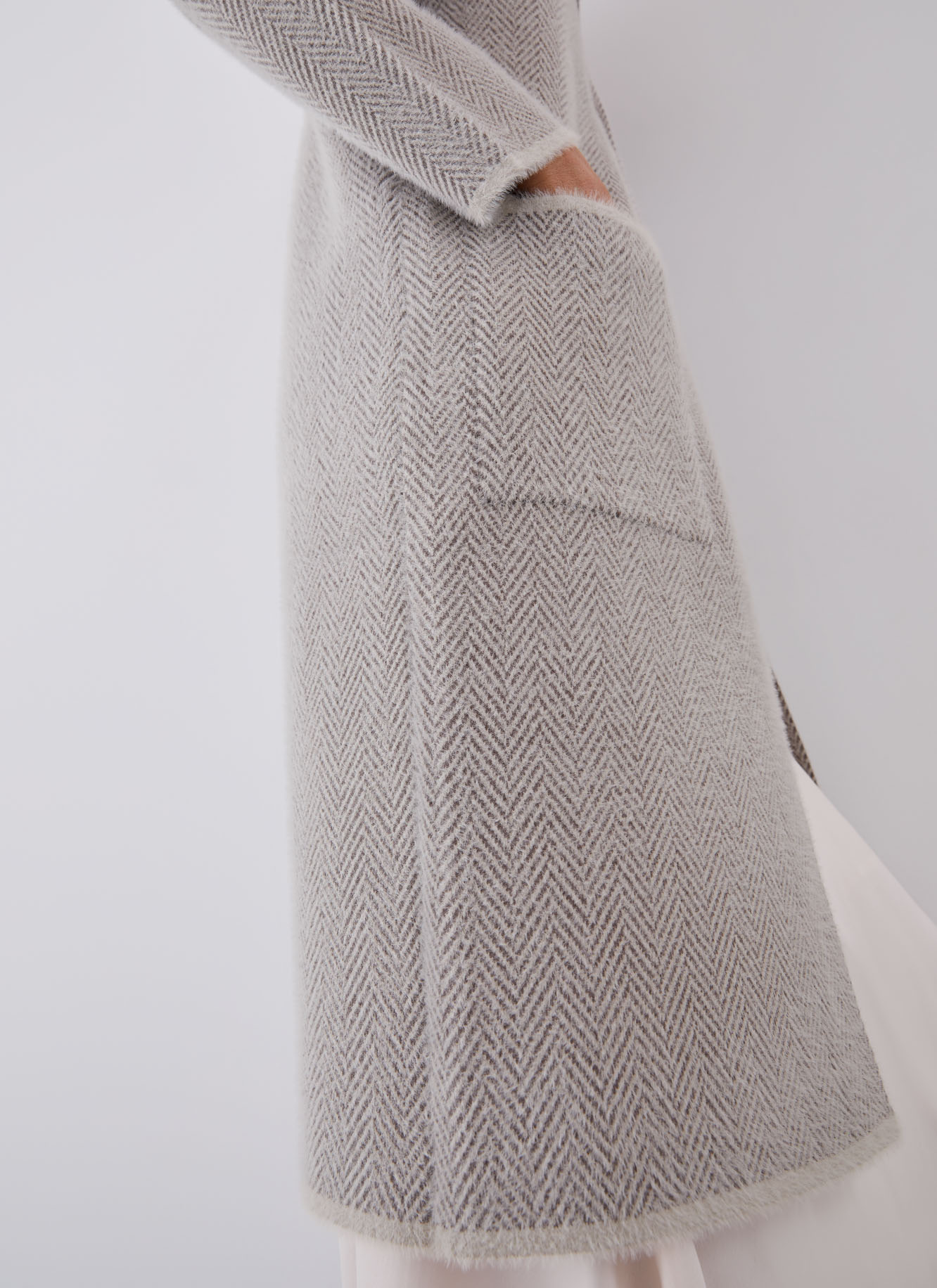 Houndstooth knit jacquard duffle coat image number 3