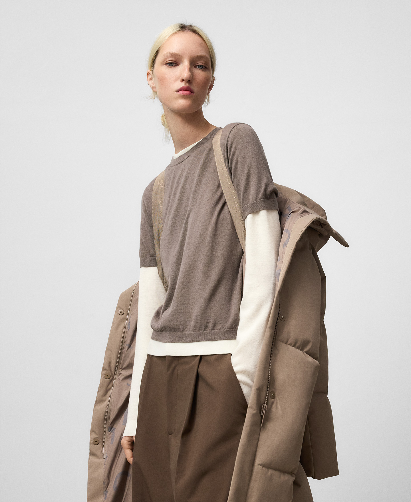 Padded long coat woman image number 5