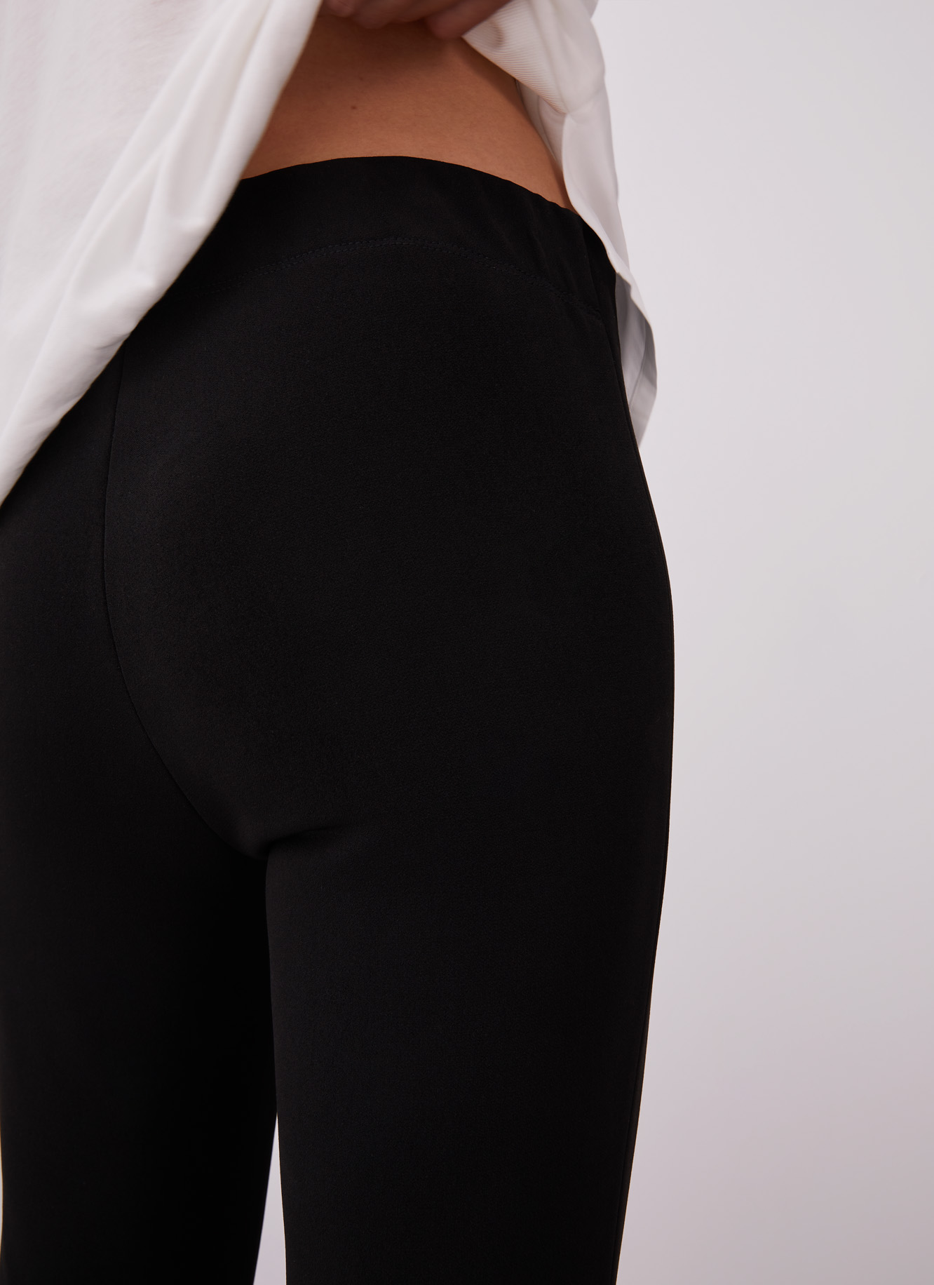Leggins tobillero con cintura elástica image number 3