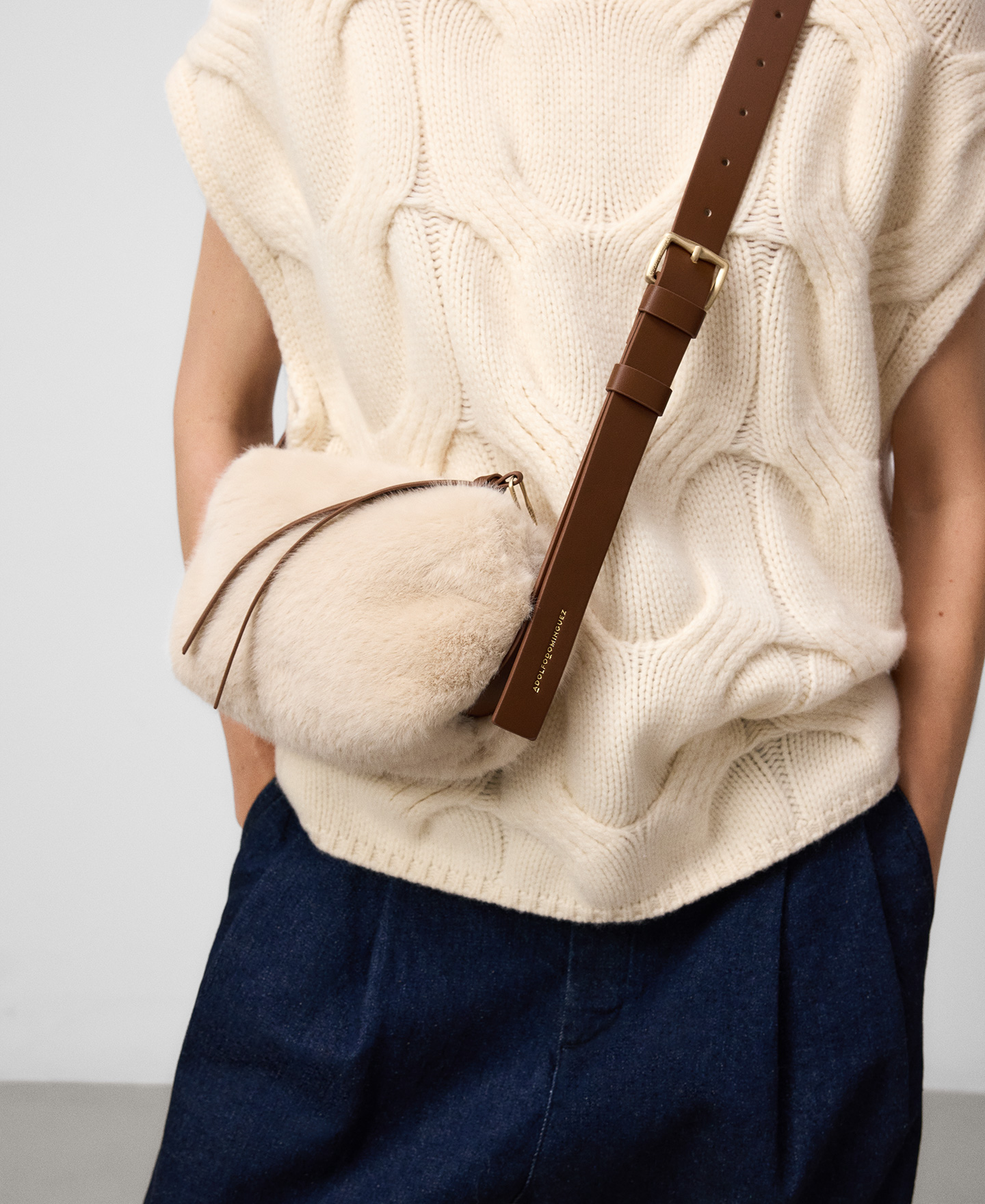 Faux fur Doce small crossbody woman image number 5