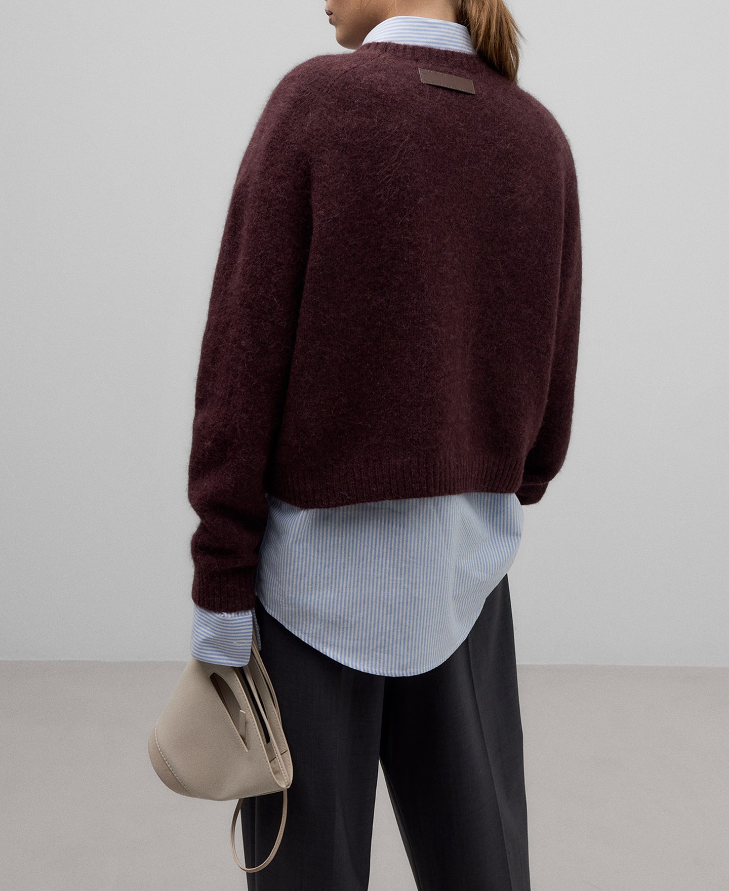 Jersey corto punto con alpaca mujer image number 2