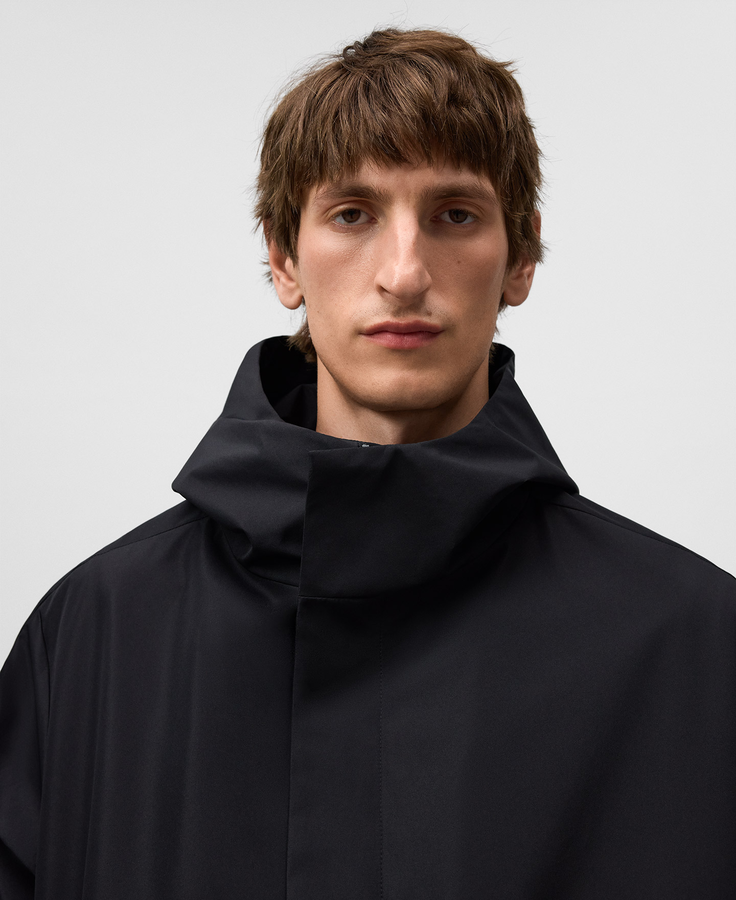 Long hooded parka man image number 3