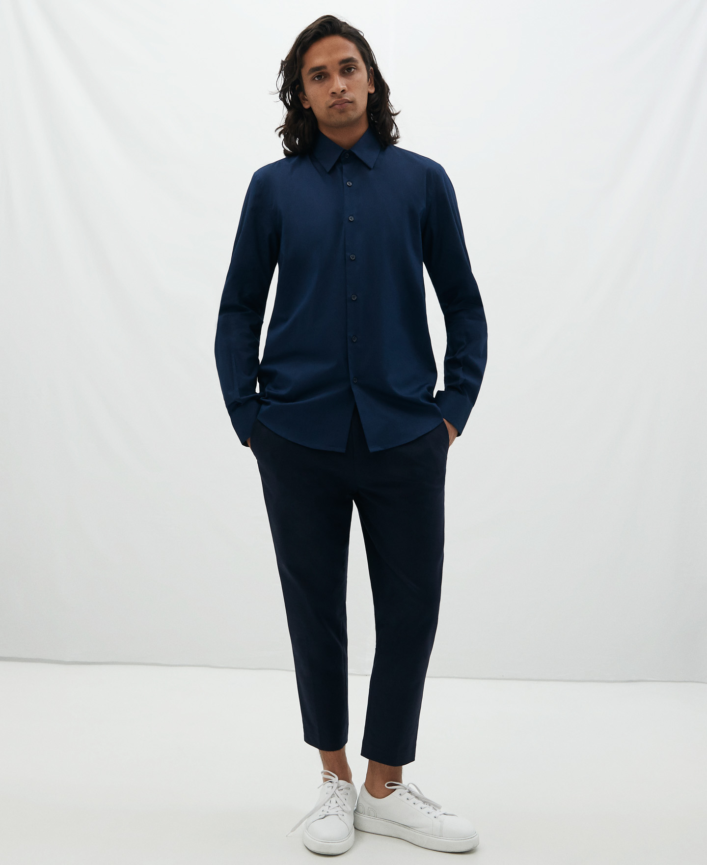 Cutaway collar cotton shirt image number 1