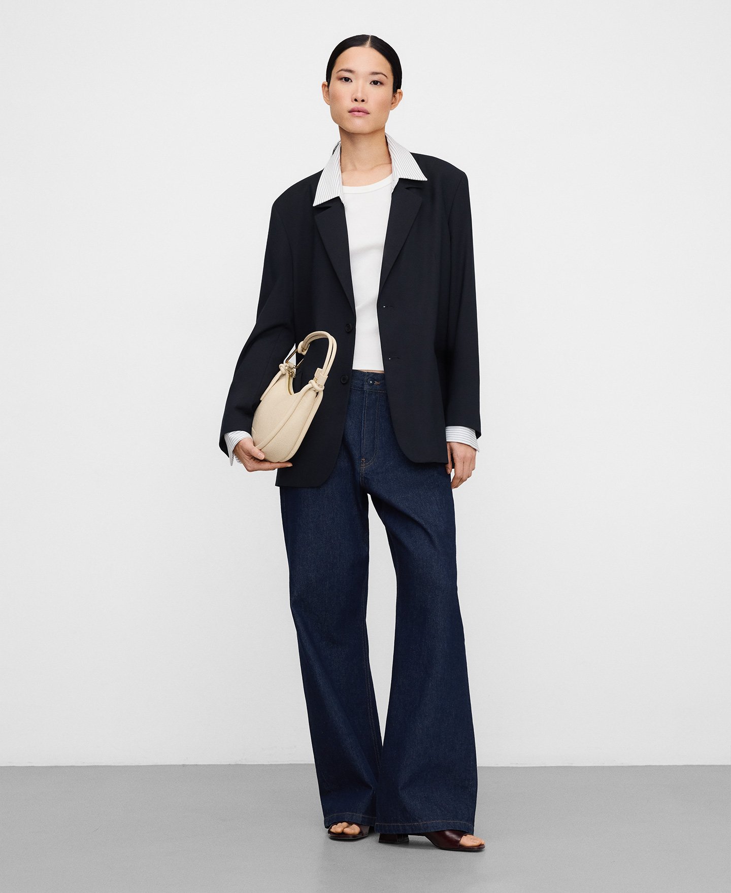 Luna shoulder bag image number 4