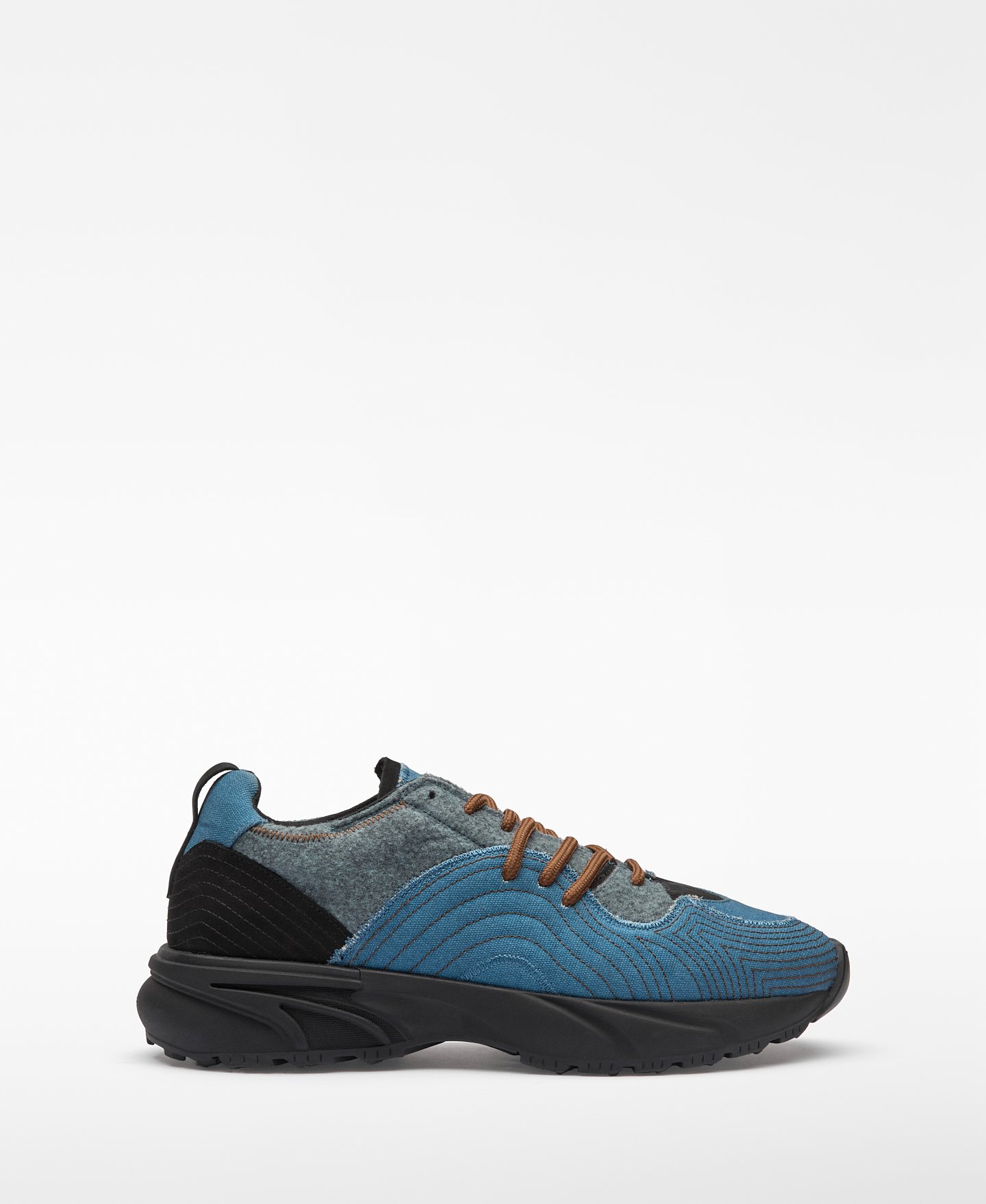 Zapatilla combinada patchwork hombre image number 0
