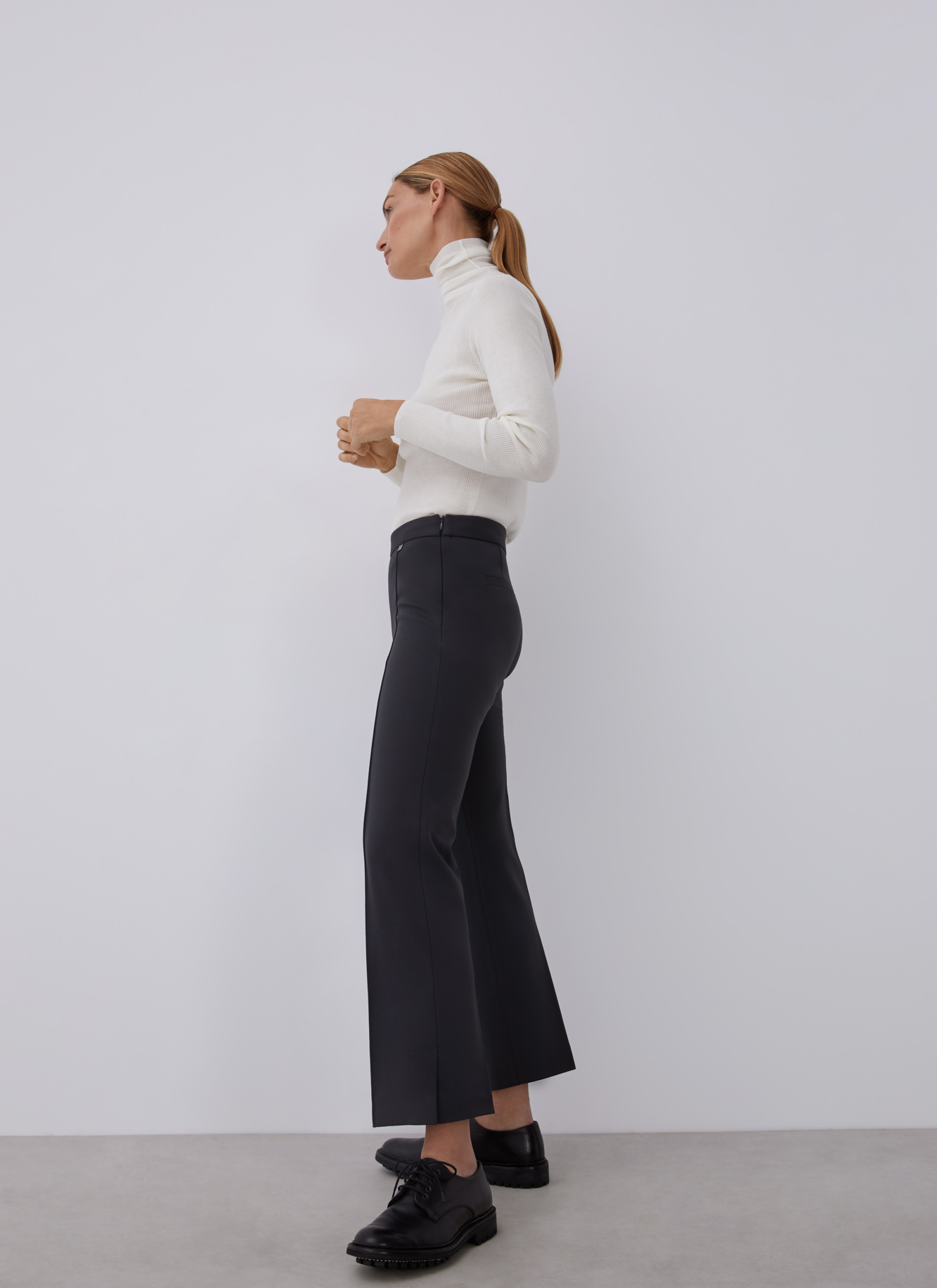 Straight trousers with French seams image number 4
