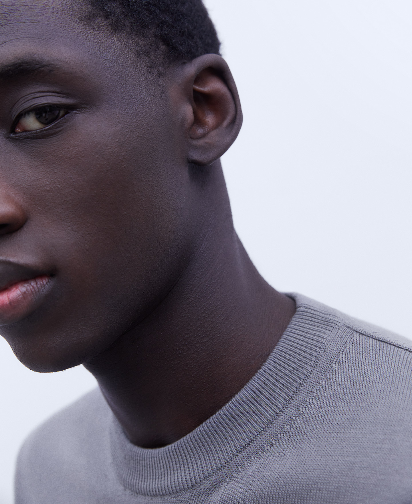 Organic cotton crew neck sweater image number 3