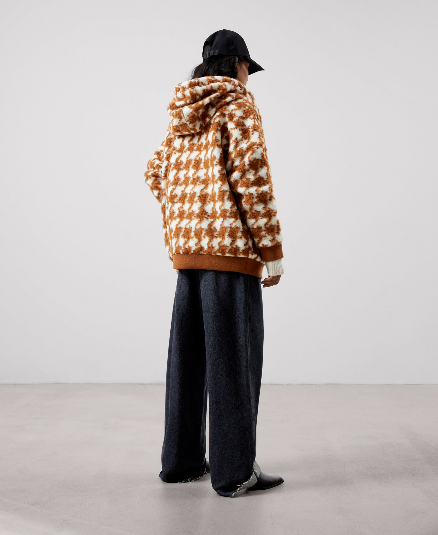 Cotton hooded jacket image number 2