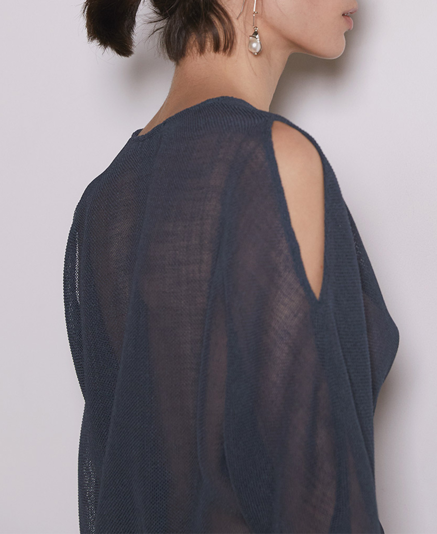 Semitransparent shirt with v-neckline image number 3