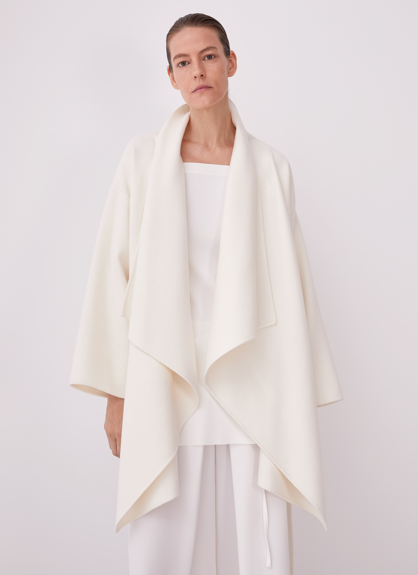 Double face coat with maxi lapels image number 0